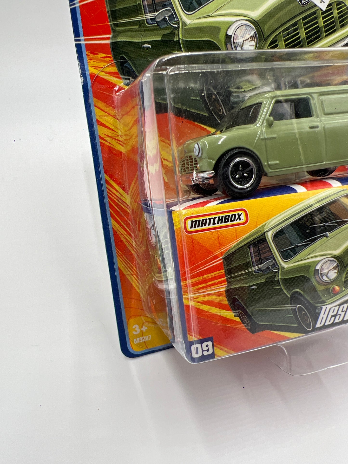 Matchbox Best Of British #9 65 Austin Mini Van Green 171D