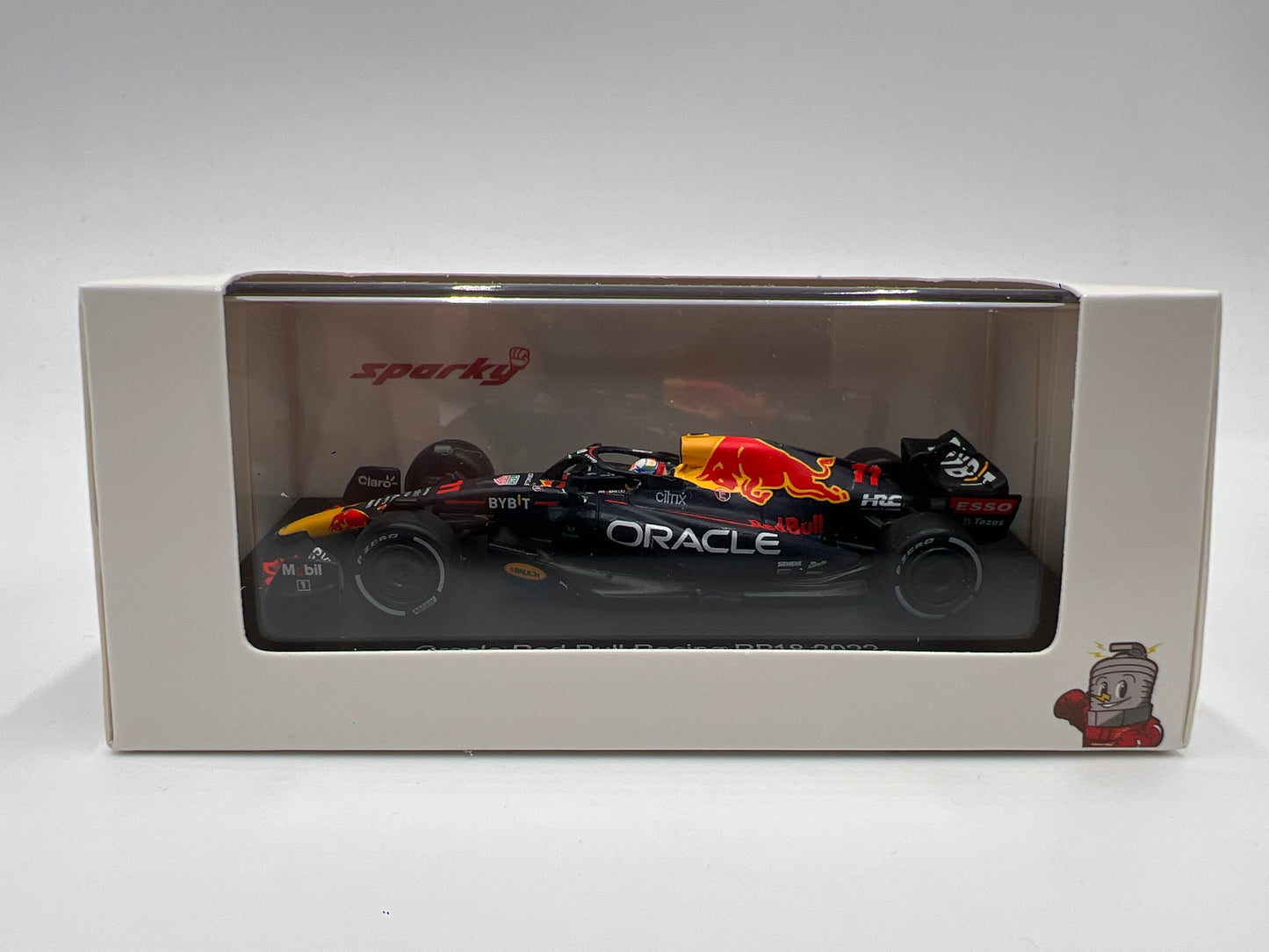 Sparky 1/64 Formula 1 Oracle Red Bull Racing RB18 2022 Sergio Perez