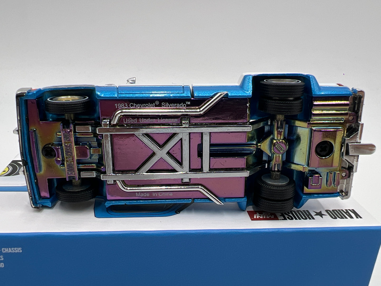 Mini GT Kaido House #192 Chevrolet Silverado Dually Vintage Spec V1 Blue/White