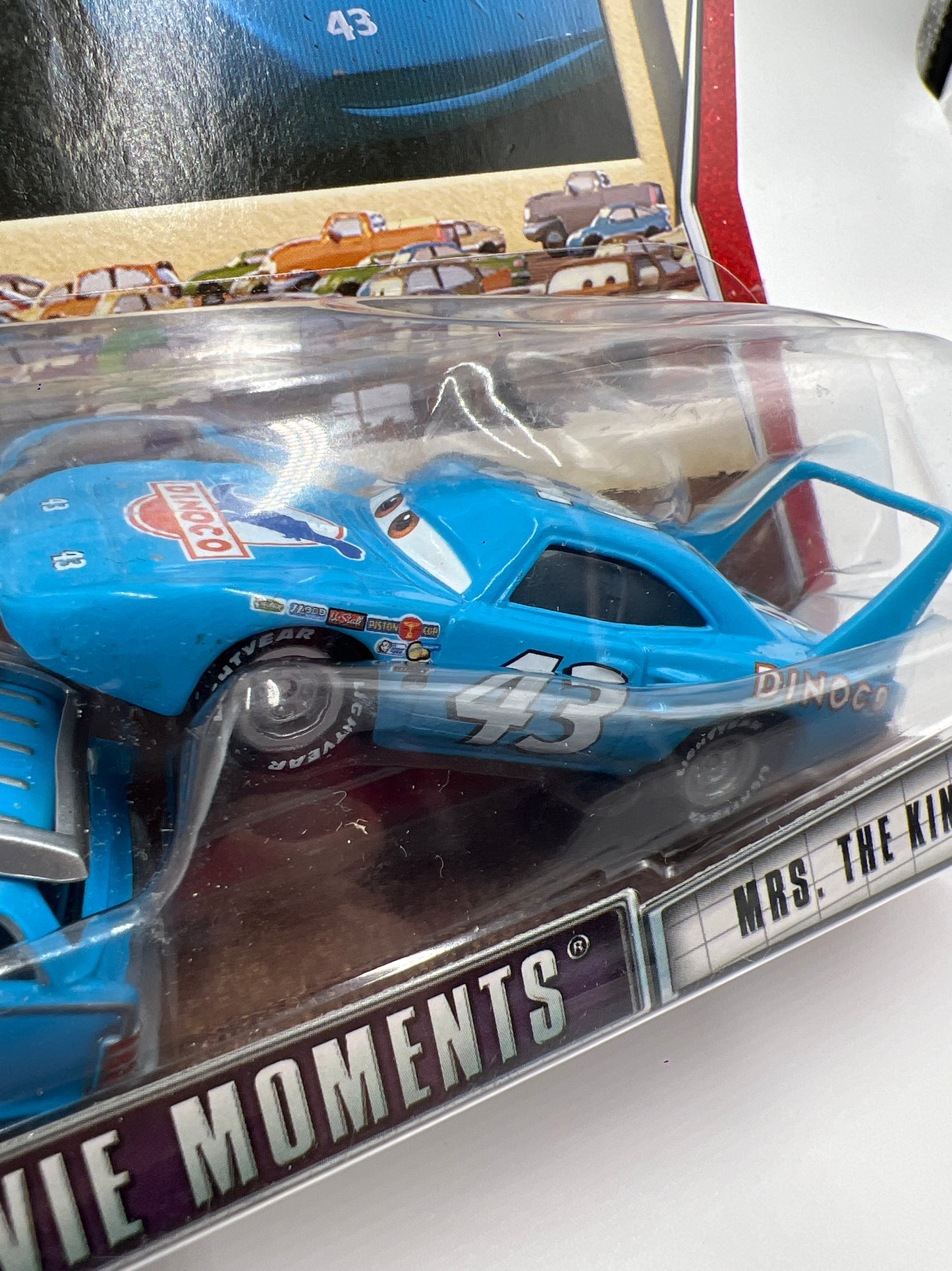 Disney Pixar The World Of Cars Movie Moments 2 Pack Mr. The King & Mrs. The King 136D