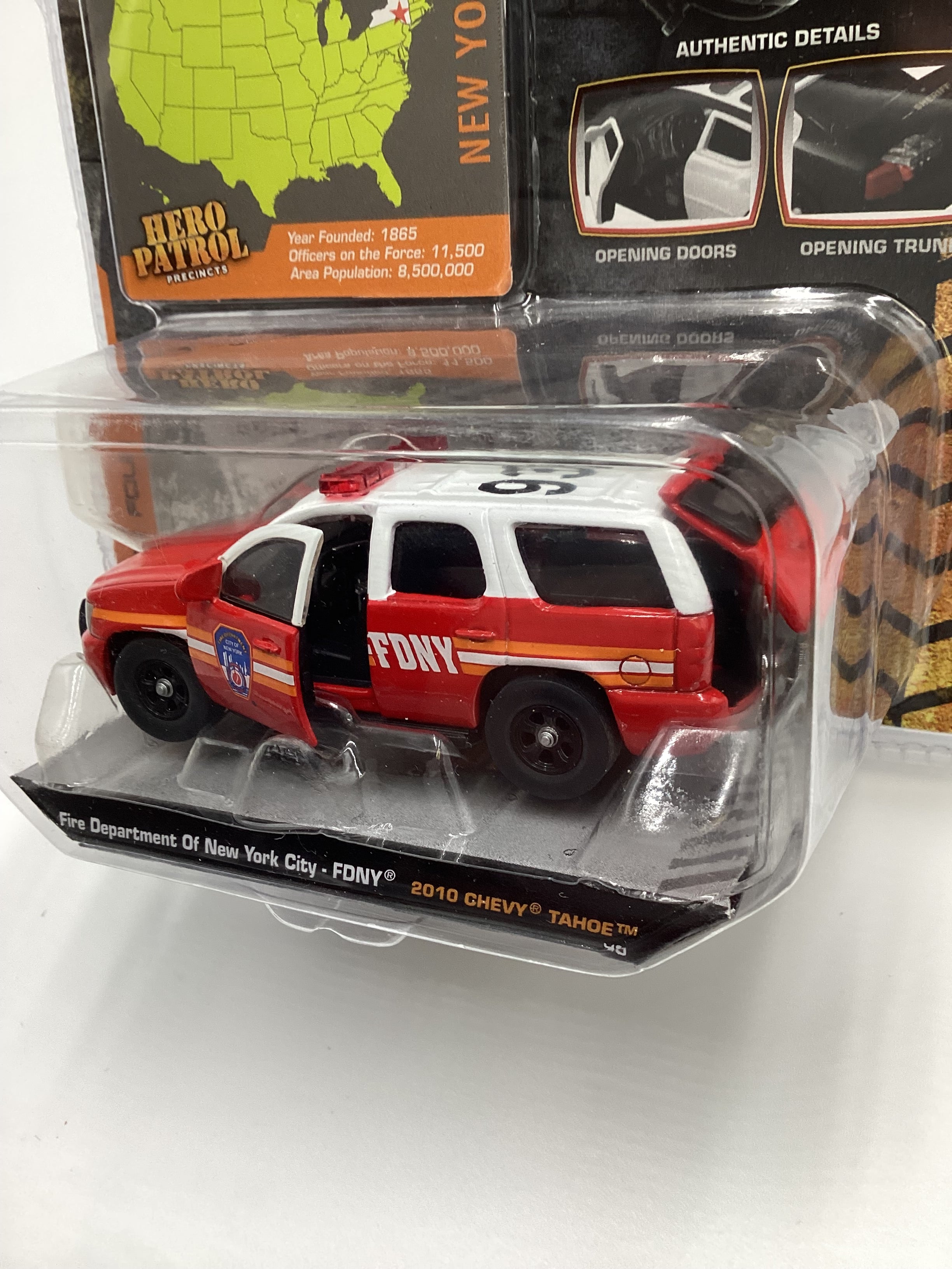 Jada Hero Patrol Precints Wave Four 2010 Chevy Tahoe FDNY Red
