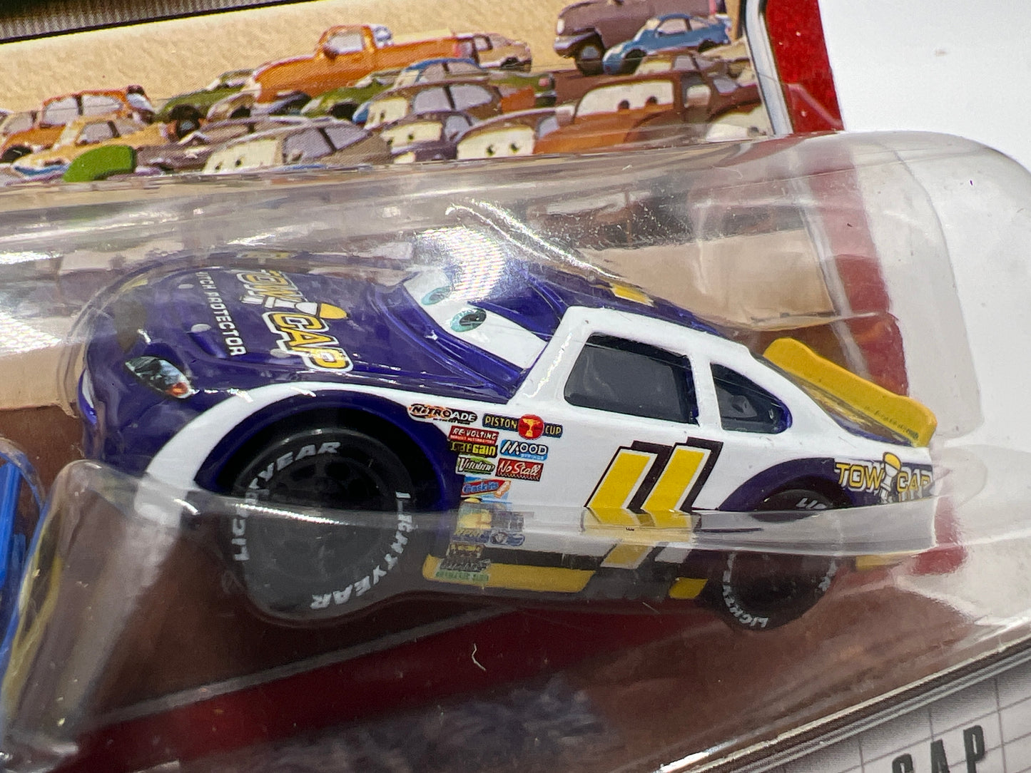 Disney Pixar The World Of Cars 2 Pack Movie Moments Gasprin & Tow Cap 142H
