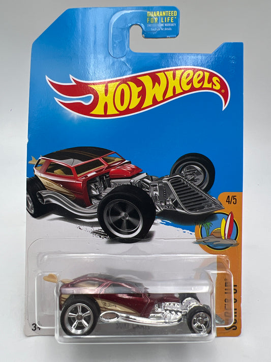 2017 Hot Wheels Super Treasure Hunt Surf Crate Red W/Protector