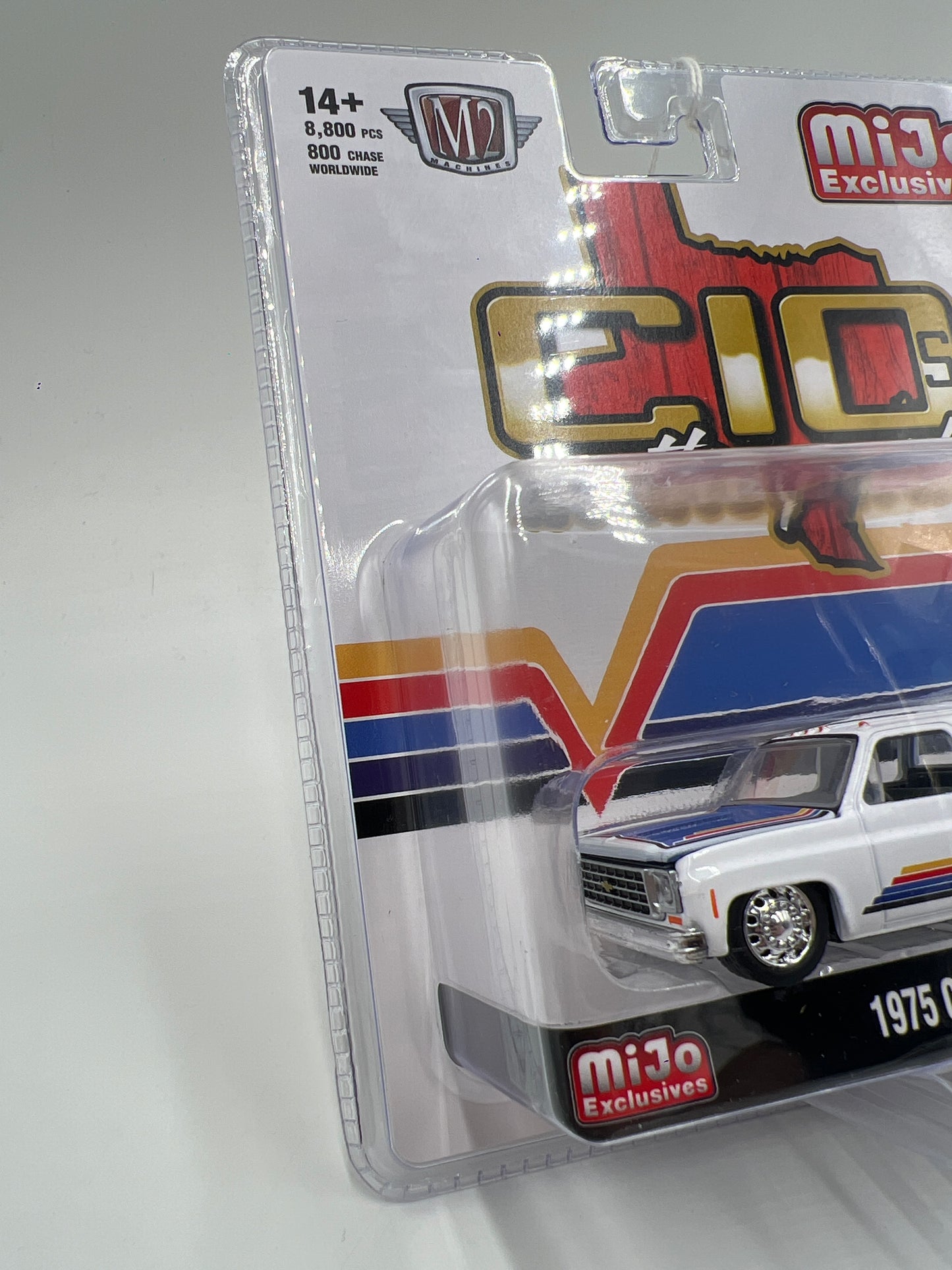 2025 M2 Machines Mijo Exclusives C10s In The Park 1975 Chevrolet Cheyenne Super 30 White MJS08 199G