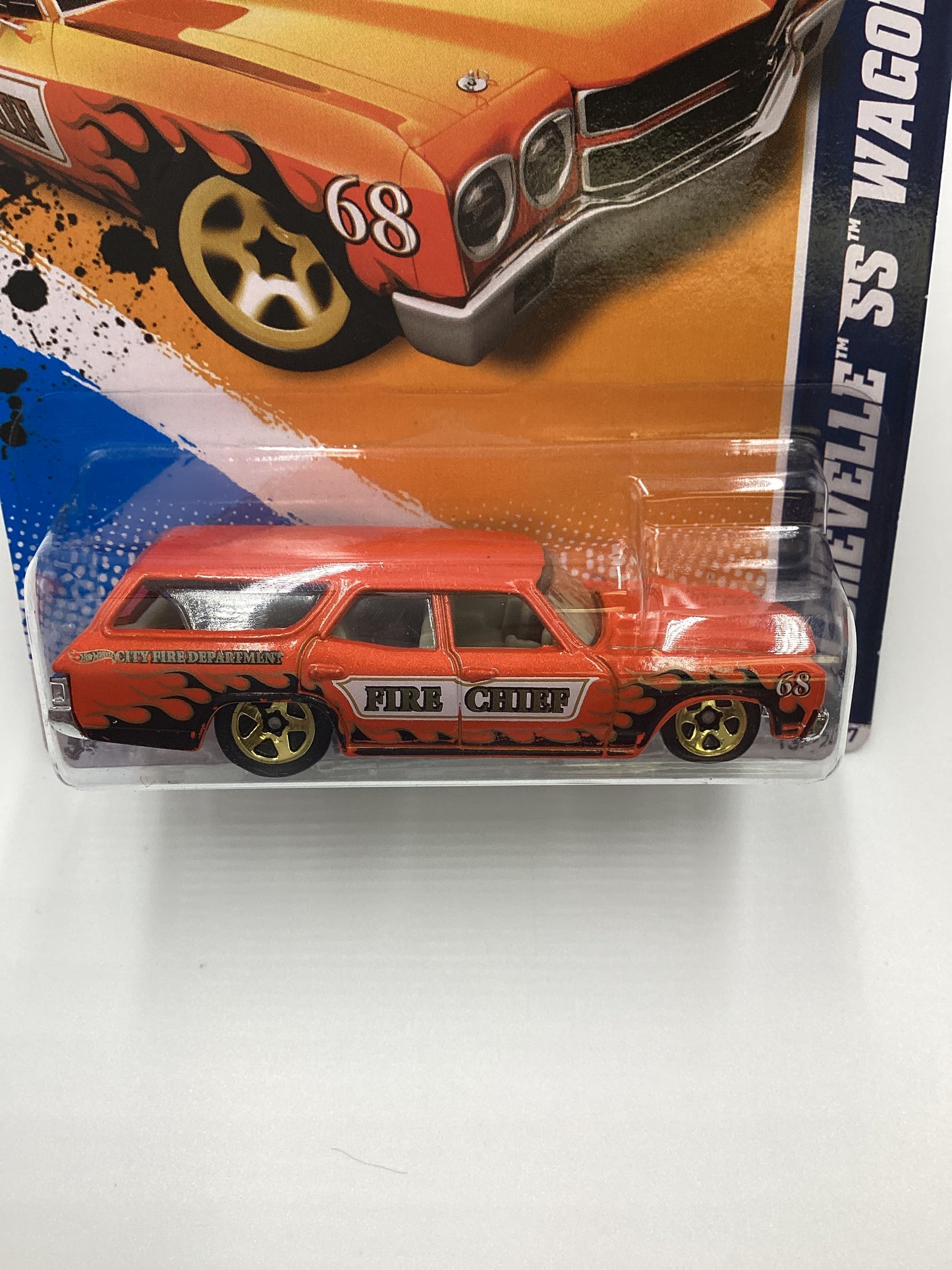 2012 Hot Wheels #132 70 Chevelle SS Wagon Orange