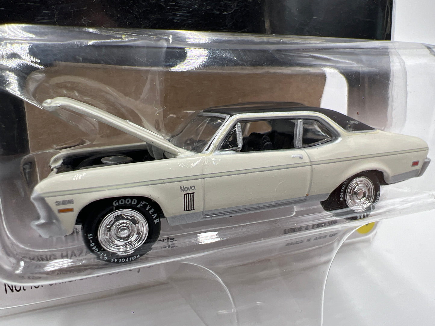Johnny Lightning Gold Series Muscle Cars #3 1970 Chevy Nova SS White 221A