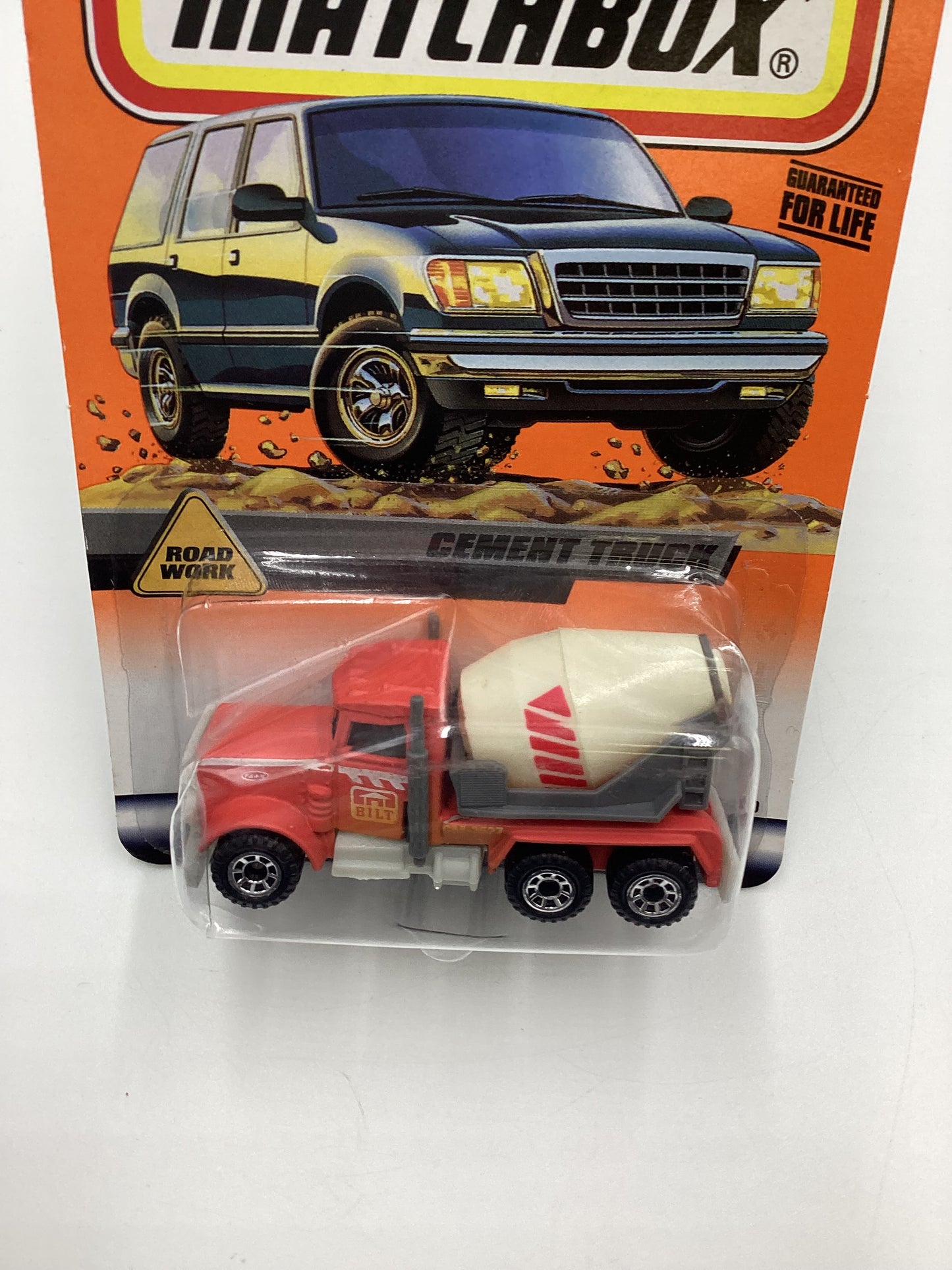 1998 Matchbox #26 Cement Truck Red 206E