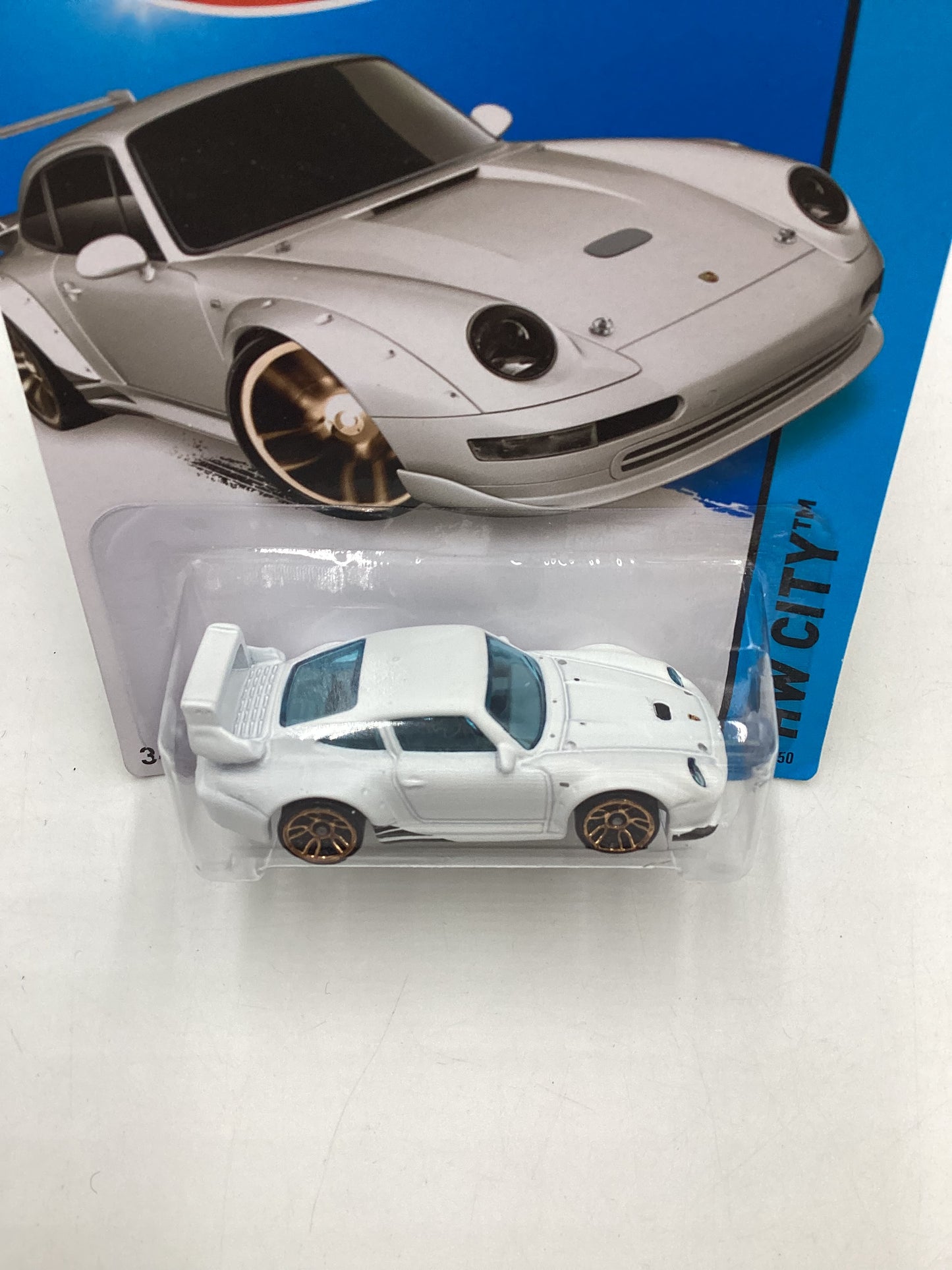 2014 Hot Wheels #27 Porsche 993 GT2 White 101A