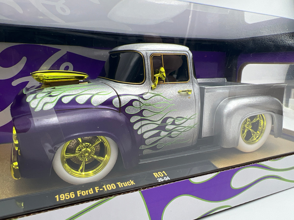 2026 M2 Machines R01 1/24 & 1/64 2 Pack CHASE Ground Pounders 1956 Ford F-100 Truck