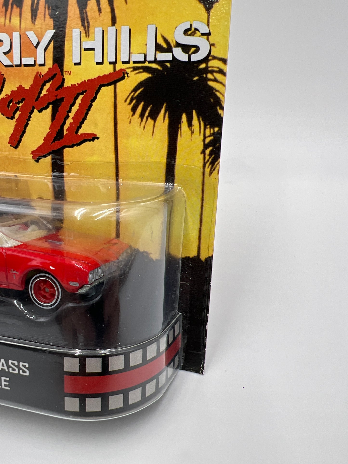 Hot Wheels Premium Retro Entertainment Beverly Hills Cop II 68 Olds Cutlass Convertible Red W/Protector