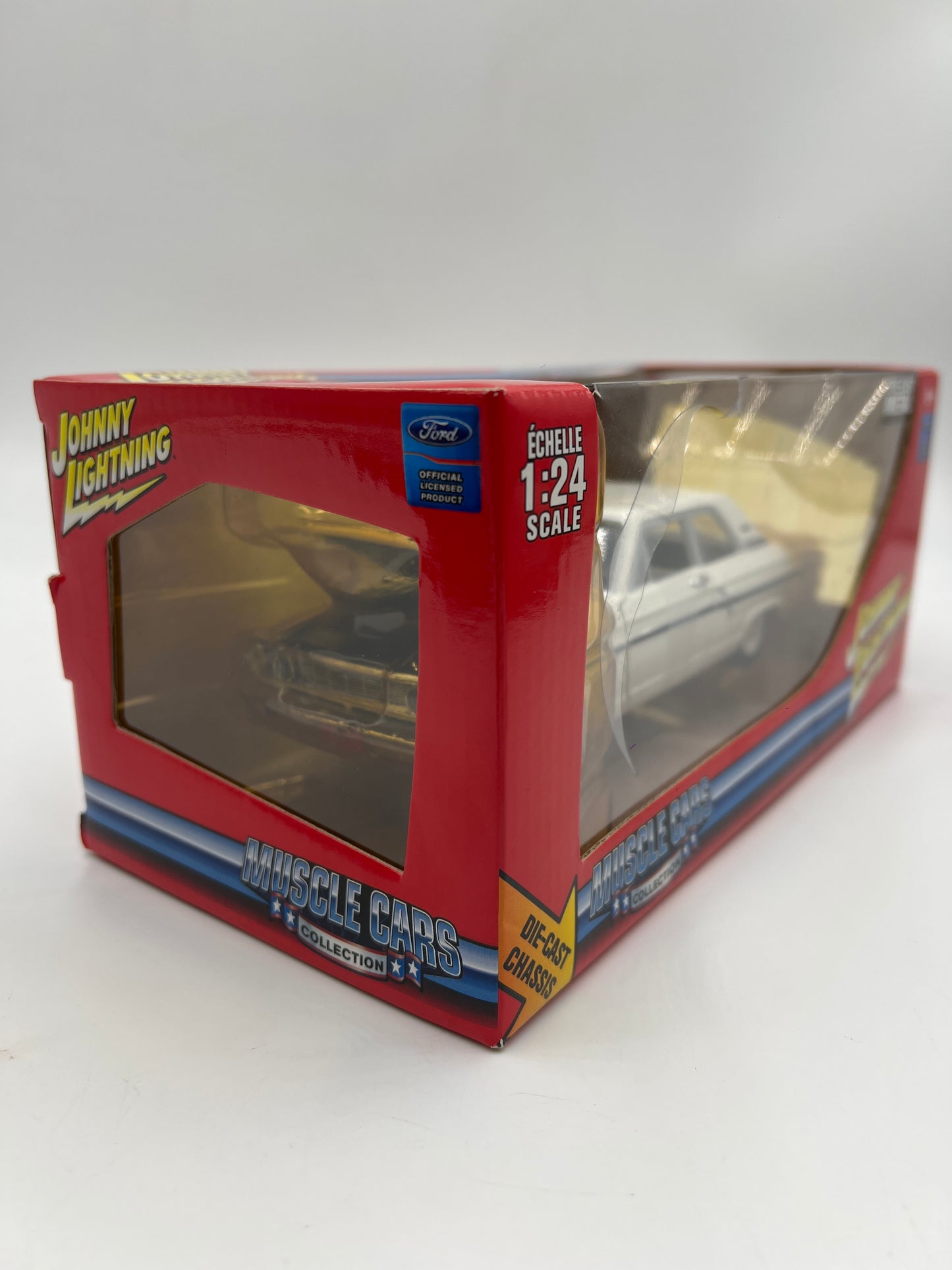 Johnny Lightning 1:24 Scale White Lightning Chase Muscle Cars 1964 Ford Thunderbolt White VHTF Damaged Blister