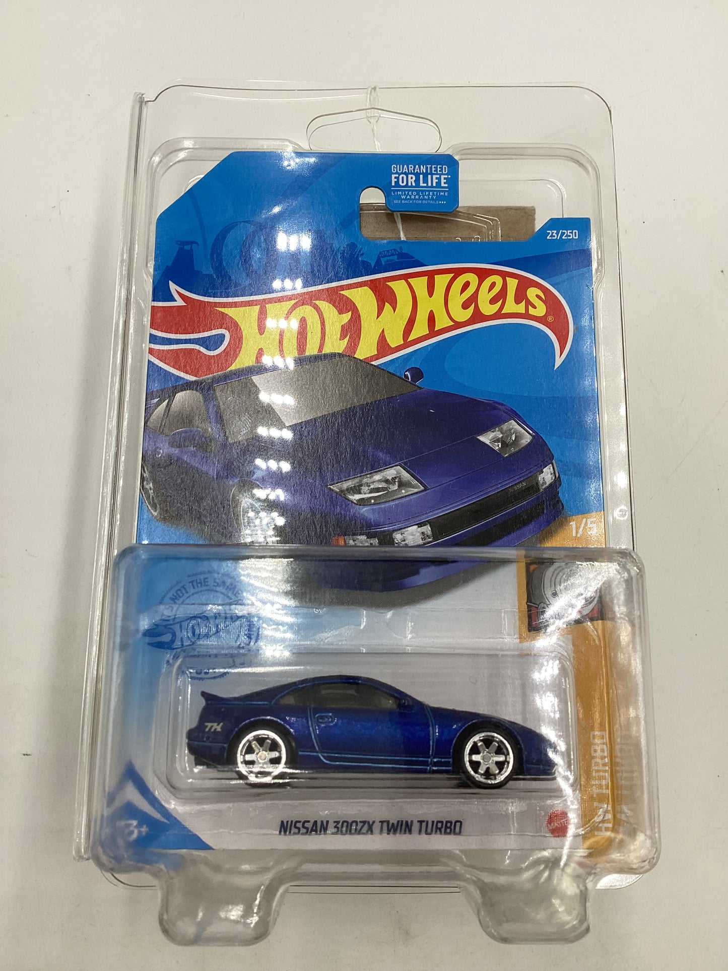 2021 Hot Wheels Super Treasure Hunt STH #23 Nissan 300ZX Twin Turbo W/Protector