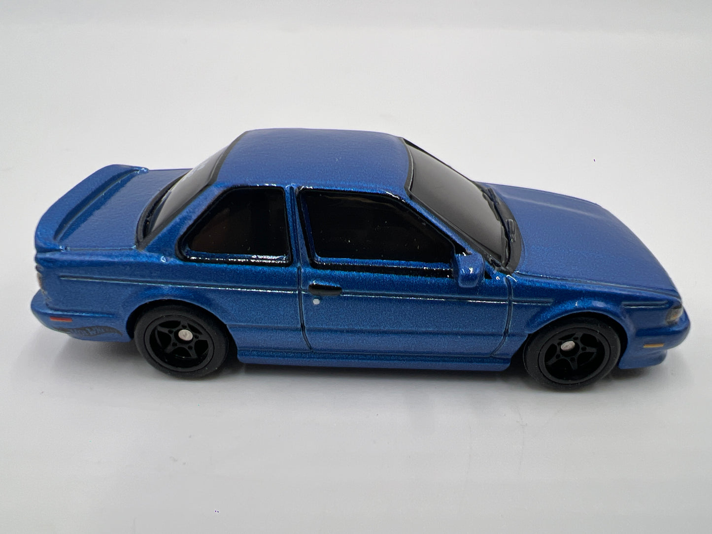 Hot Wheels 1/64 Premium Diorama Set 91 Nissan Sentra SE-R Blue Loose