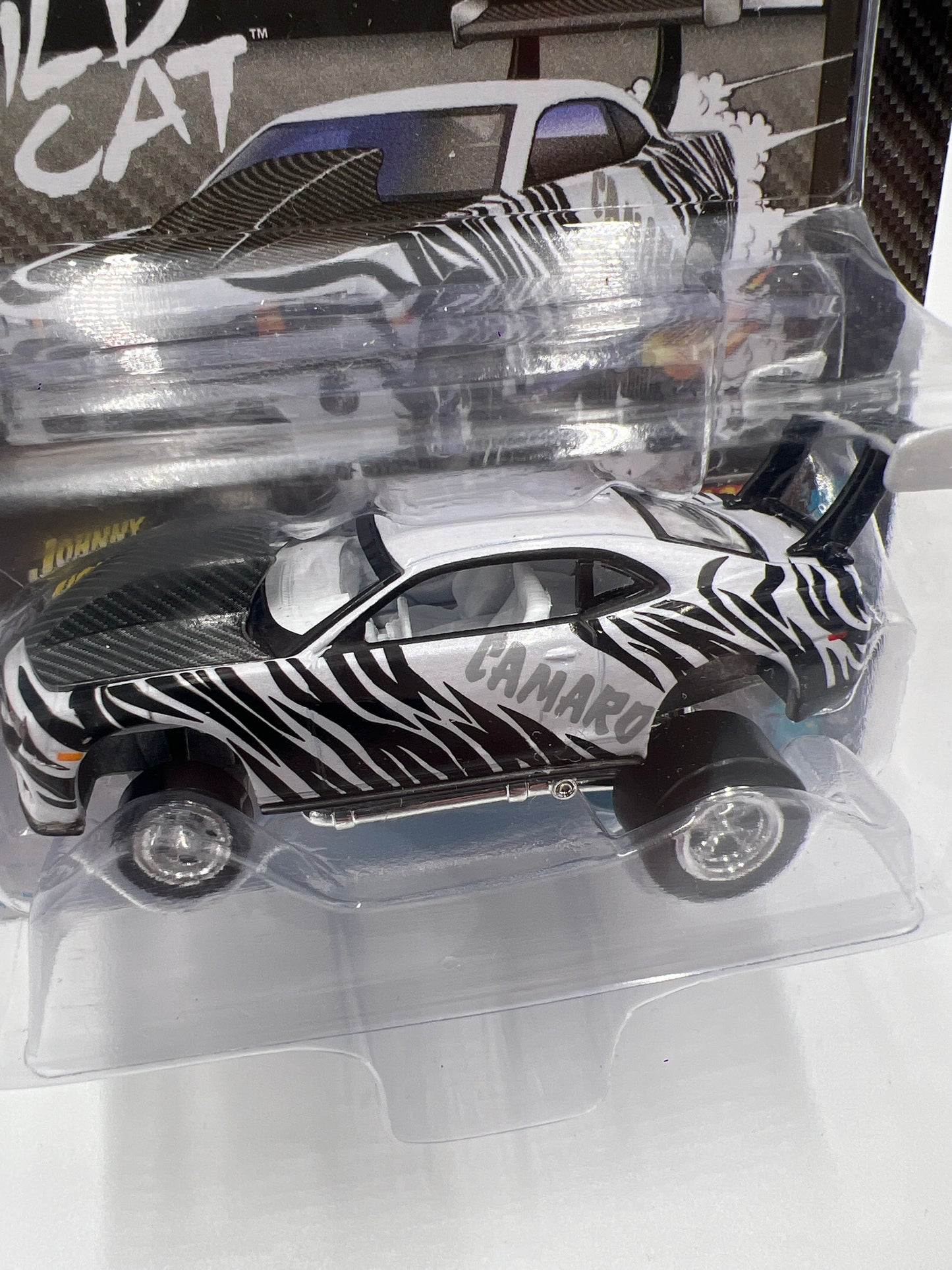 Johnny Lightning Street Freaks Zingers Release 2 Version B 2011 Chevy Camaro Wild Cat White/Black 228G