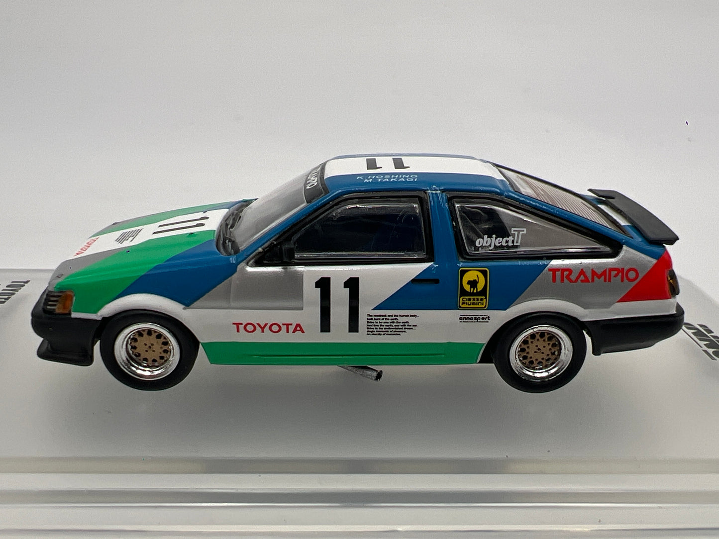 Inno64 1/64 Toyota Corolla AE86 Levin #11 Trampio JTC Sugo Winner 1985