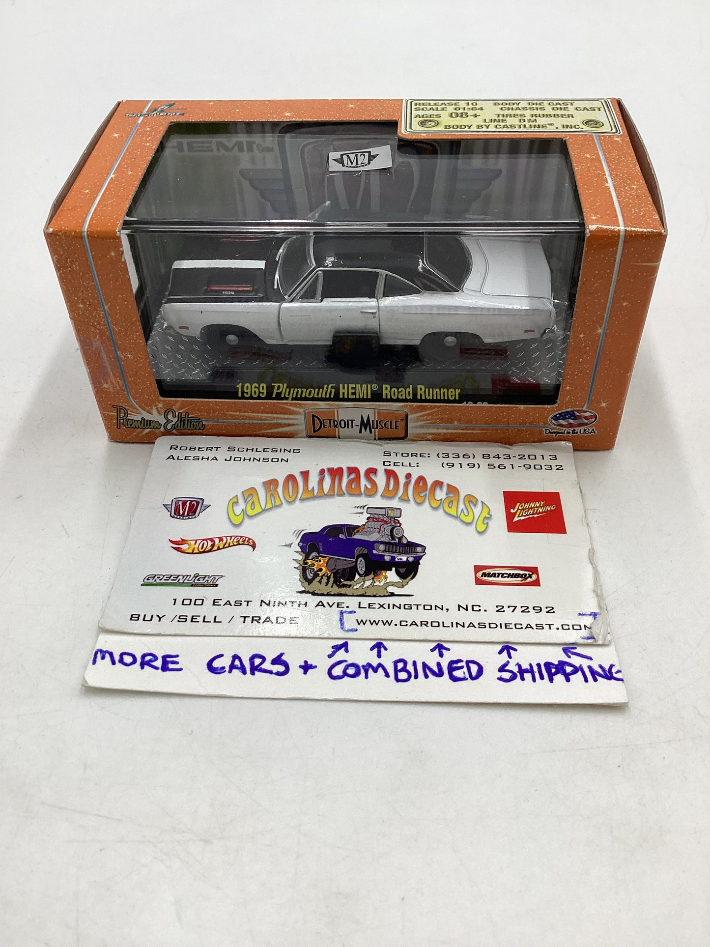 M2 Machines Detriot Muscle 10-03 1969 Plymouth Hemi Road Runner White