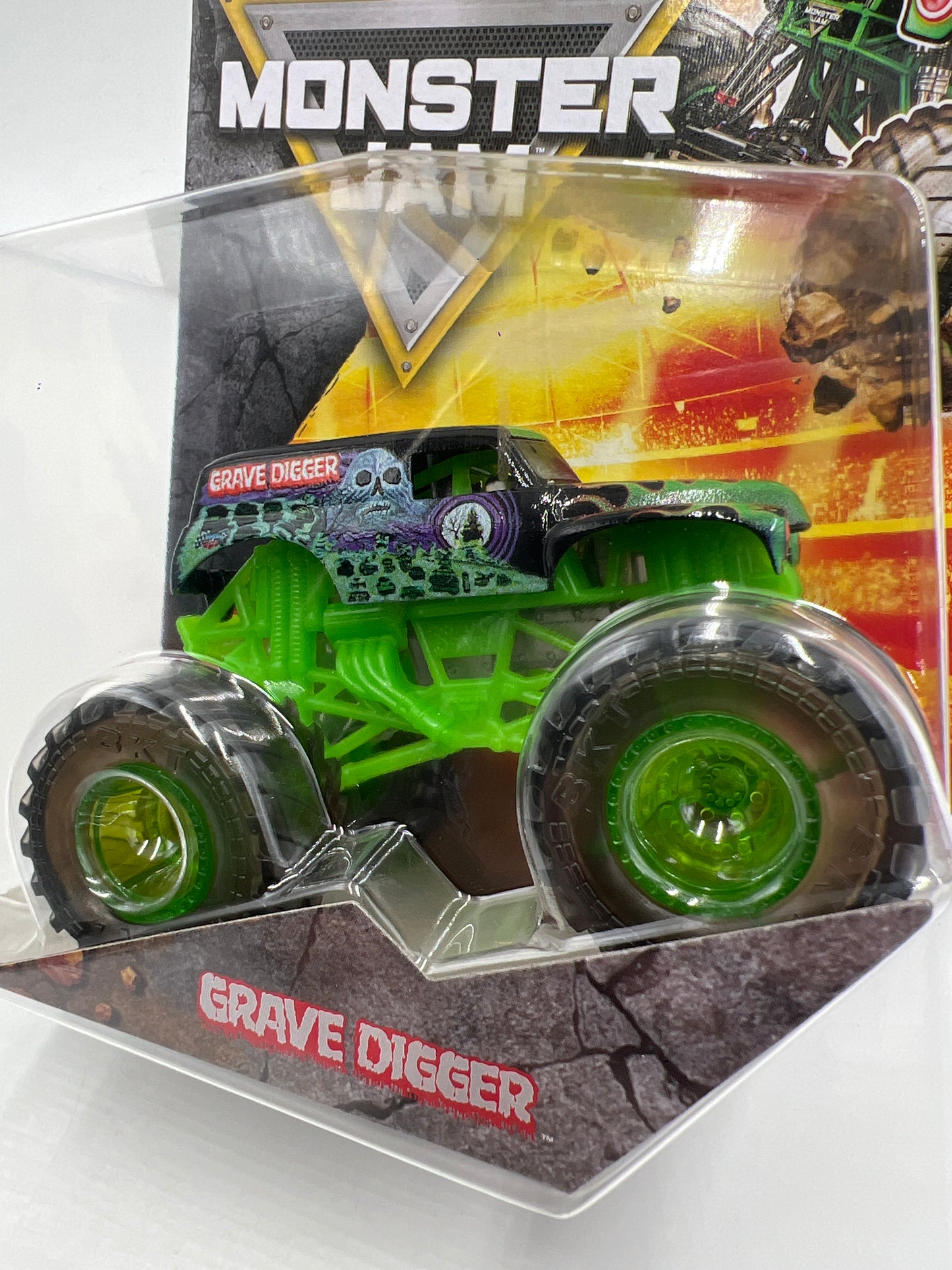 Monster Jam Series 1 Grave Digger W/Clear Green Wheels 125C