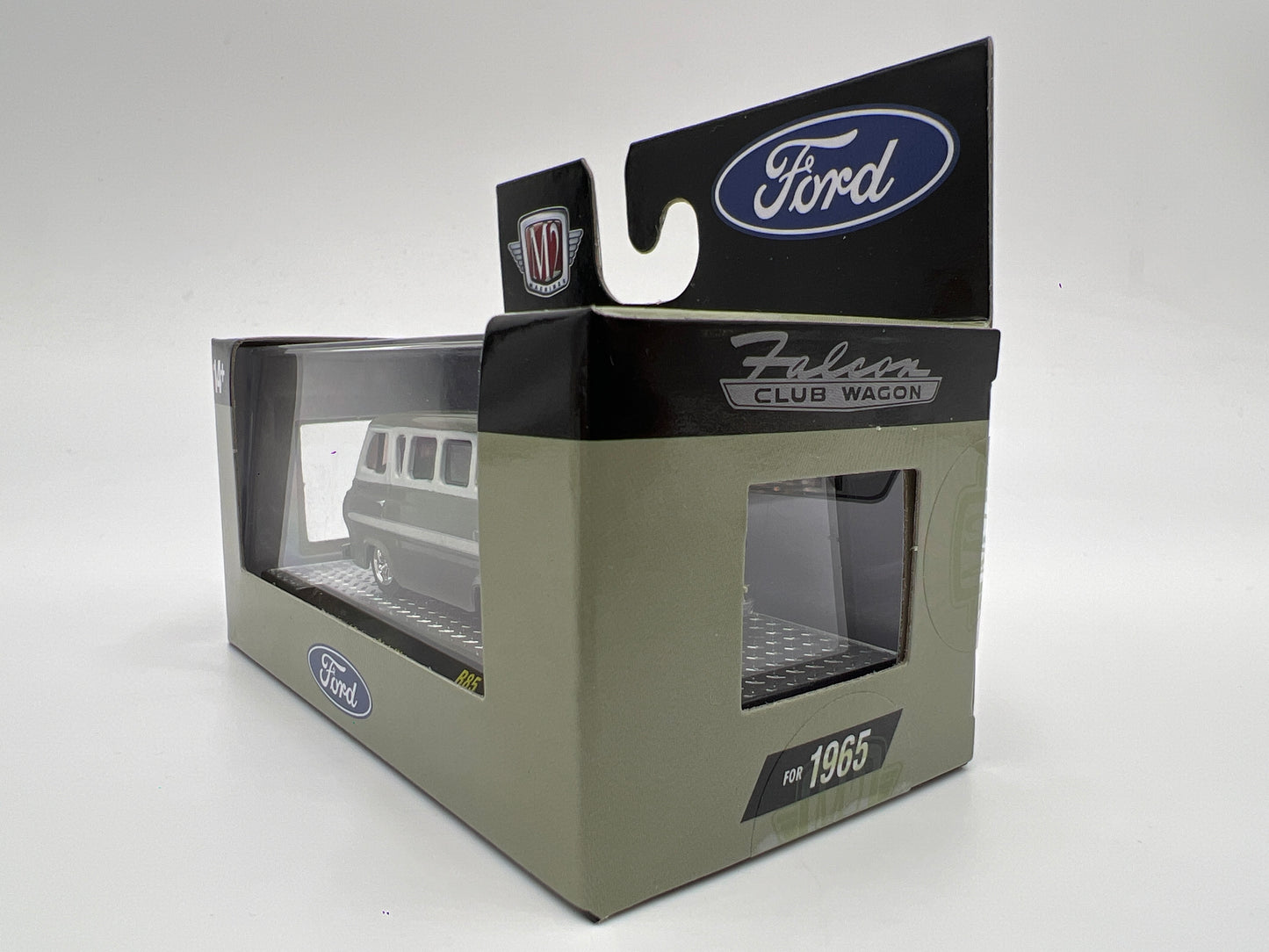 M2 Machines Detroit Muscle 1965 Ford Falcon Club Wagon Green R85