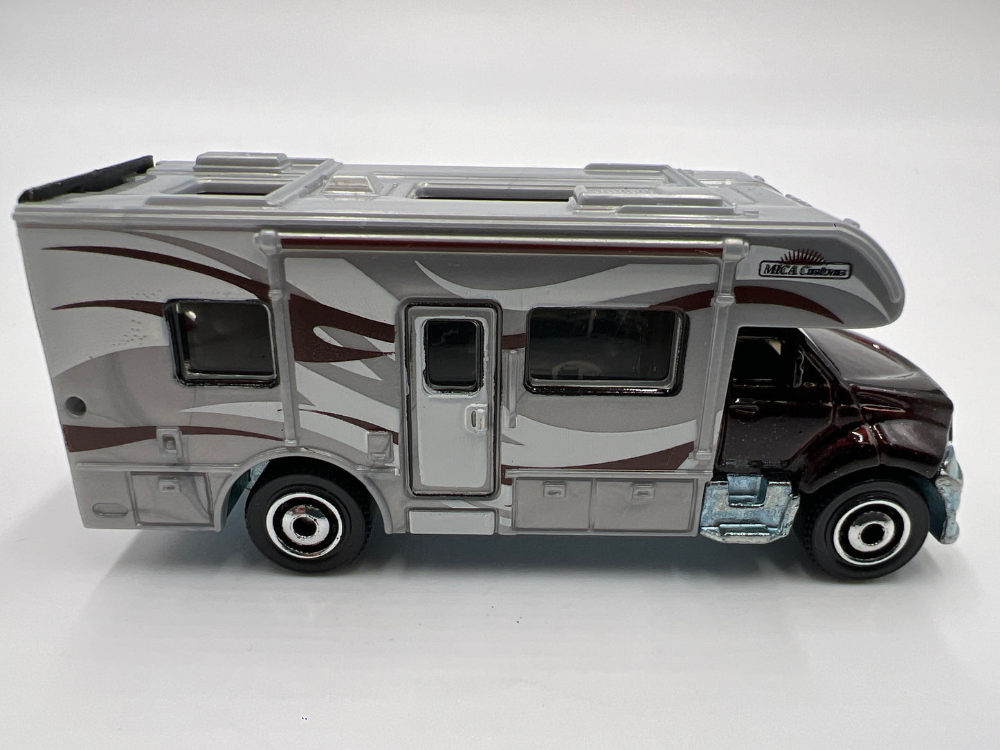 Matchbox 1/64 MBX Motor Home Loose