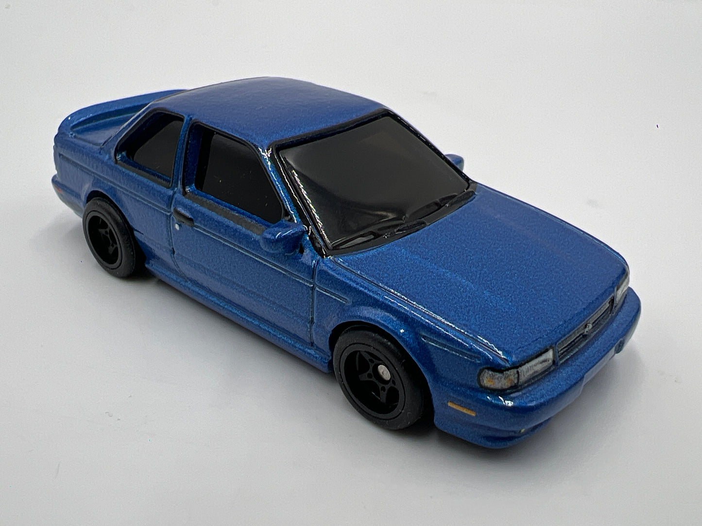 Hot Wheels 1/64 Premium Diorama Set 91 Nissan Sentra SE-R Blue Loose