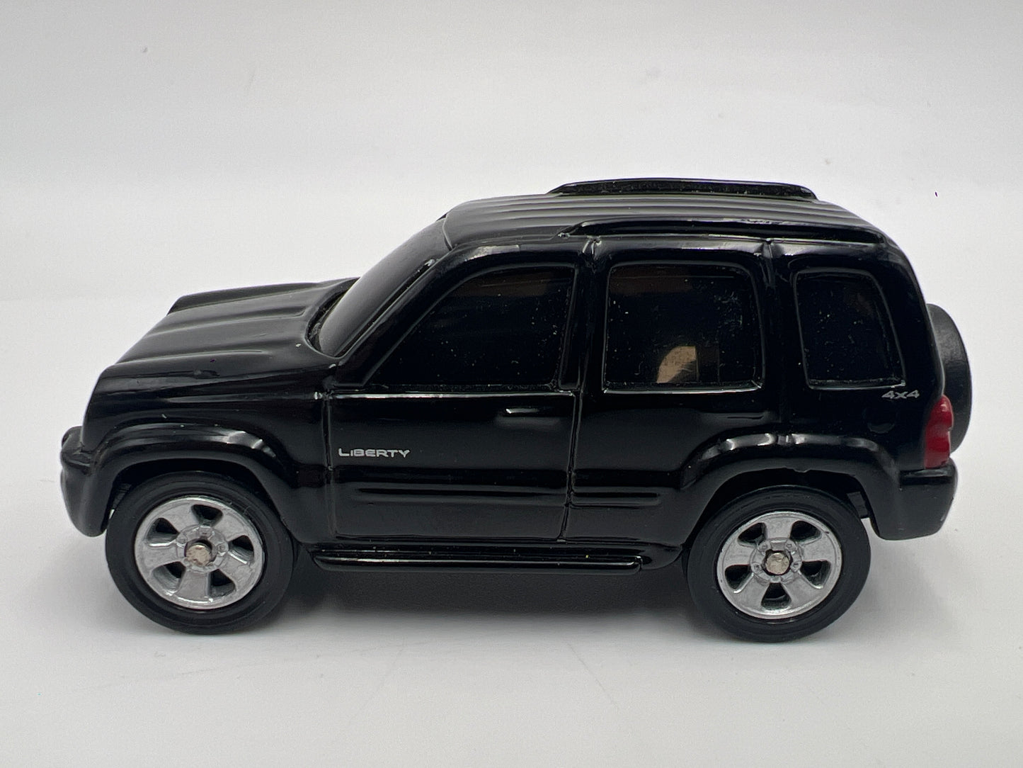 Maisto 1/64 Scale 2002 Jeep Liberty Black Loose