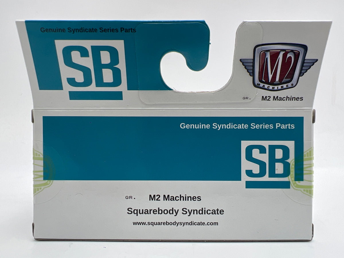 M2 Machines WMTS23 Squarebody Syndicate 1974 Chevrolet Van G10 Light Blue