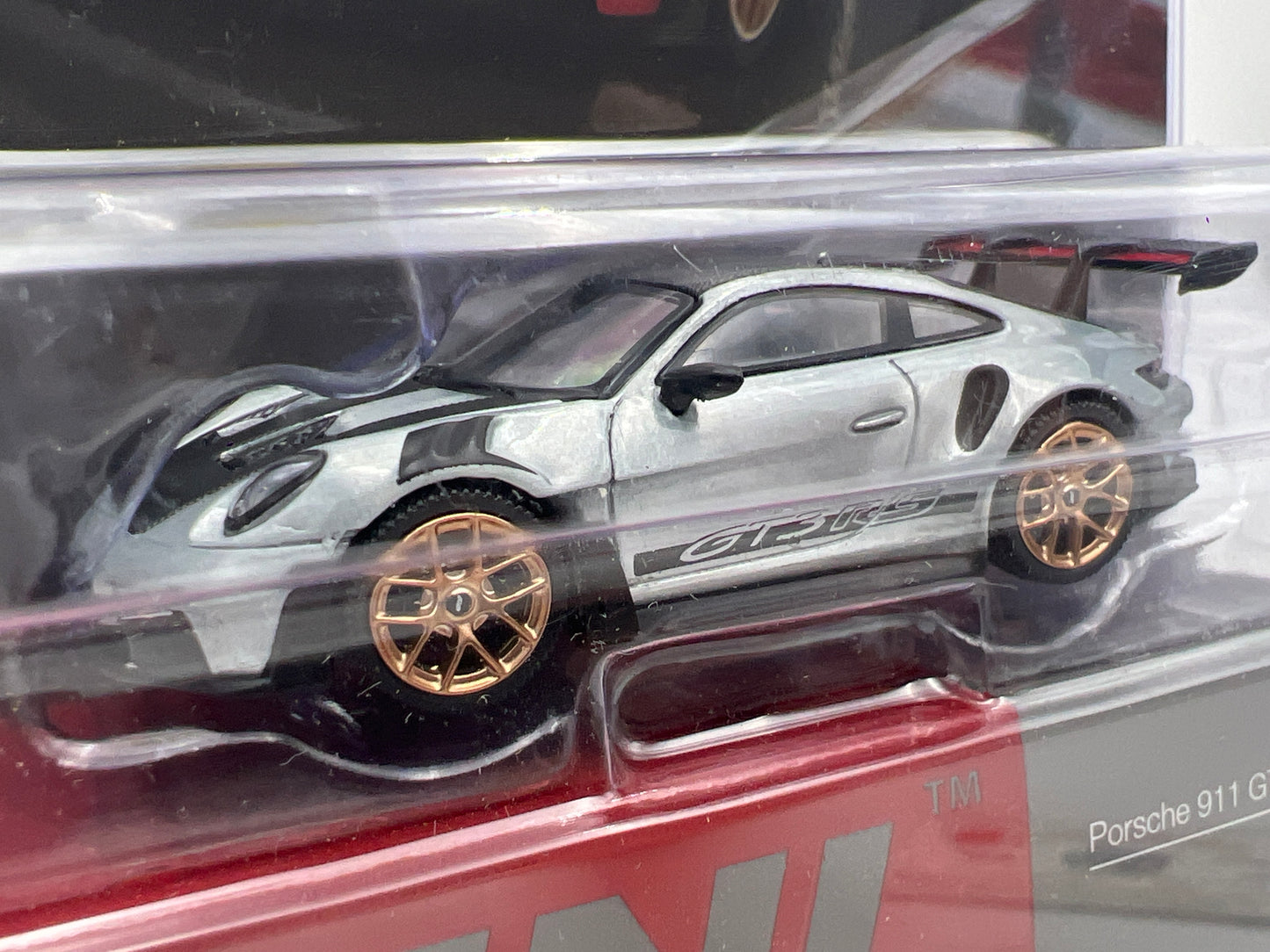 Mini GT #1060 CHASE Porsche 911 GT3 RS Weissach Package