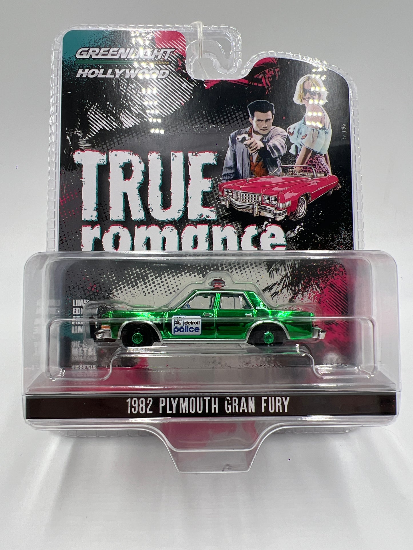 Greenlight Hollywood Series 43 True Romance CHASE 1982 Plymouth Gran Fury Chrome Green