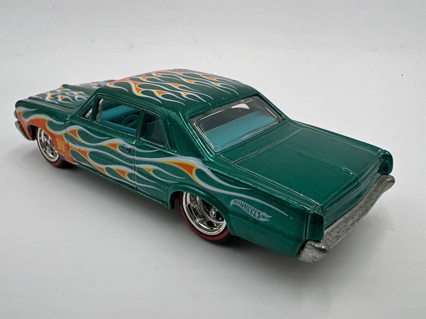 2011 Hot Wheels 1/64 Super Treasure Hunt 64 Pontiac GTO Loose