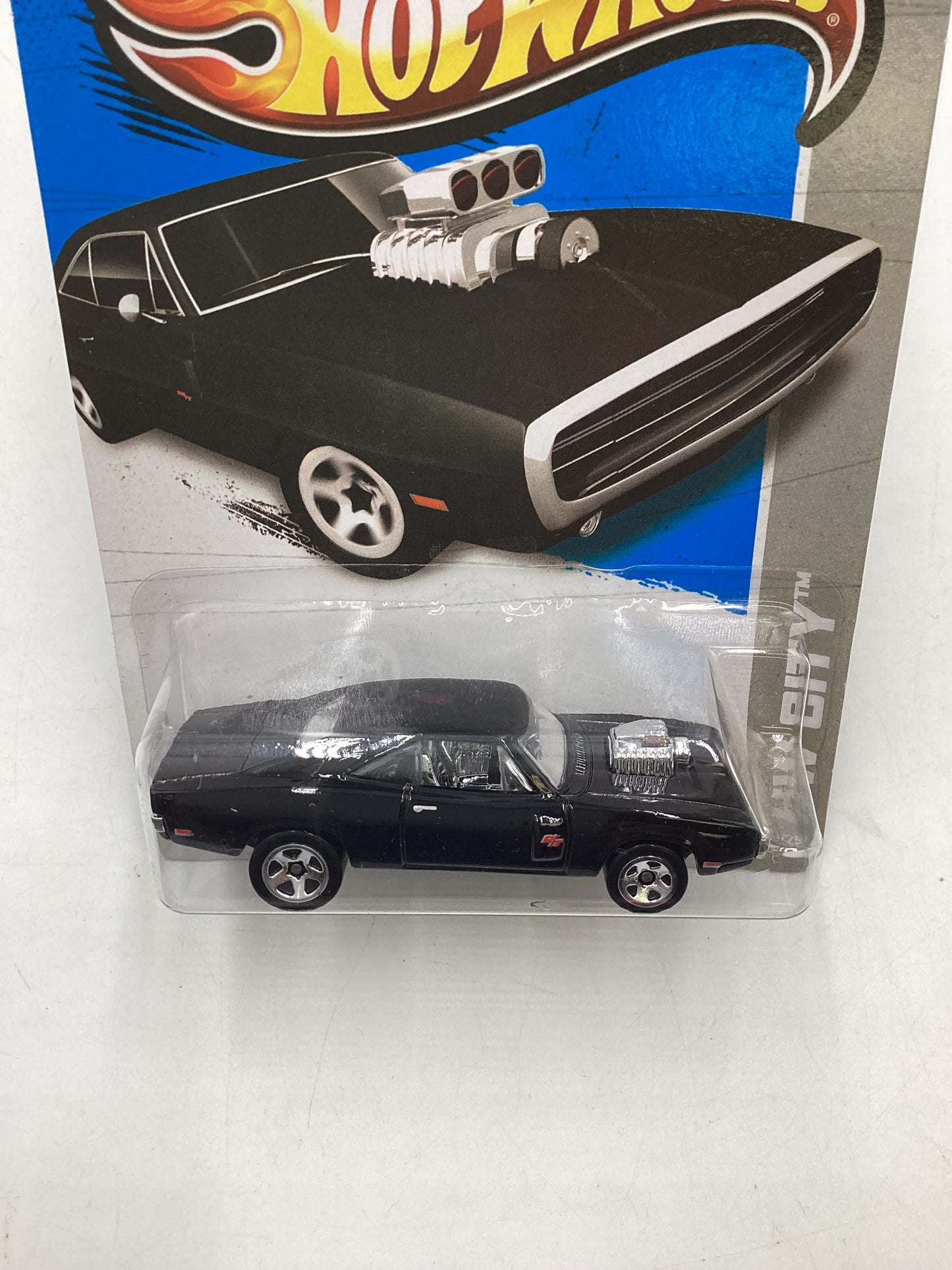 2013 Hot wheels HW City Fast and furious #3 70 Dodge Charger R/T * Card Damage* 74E