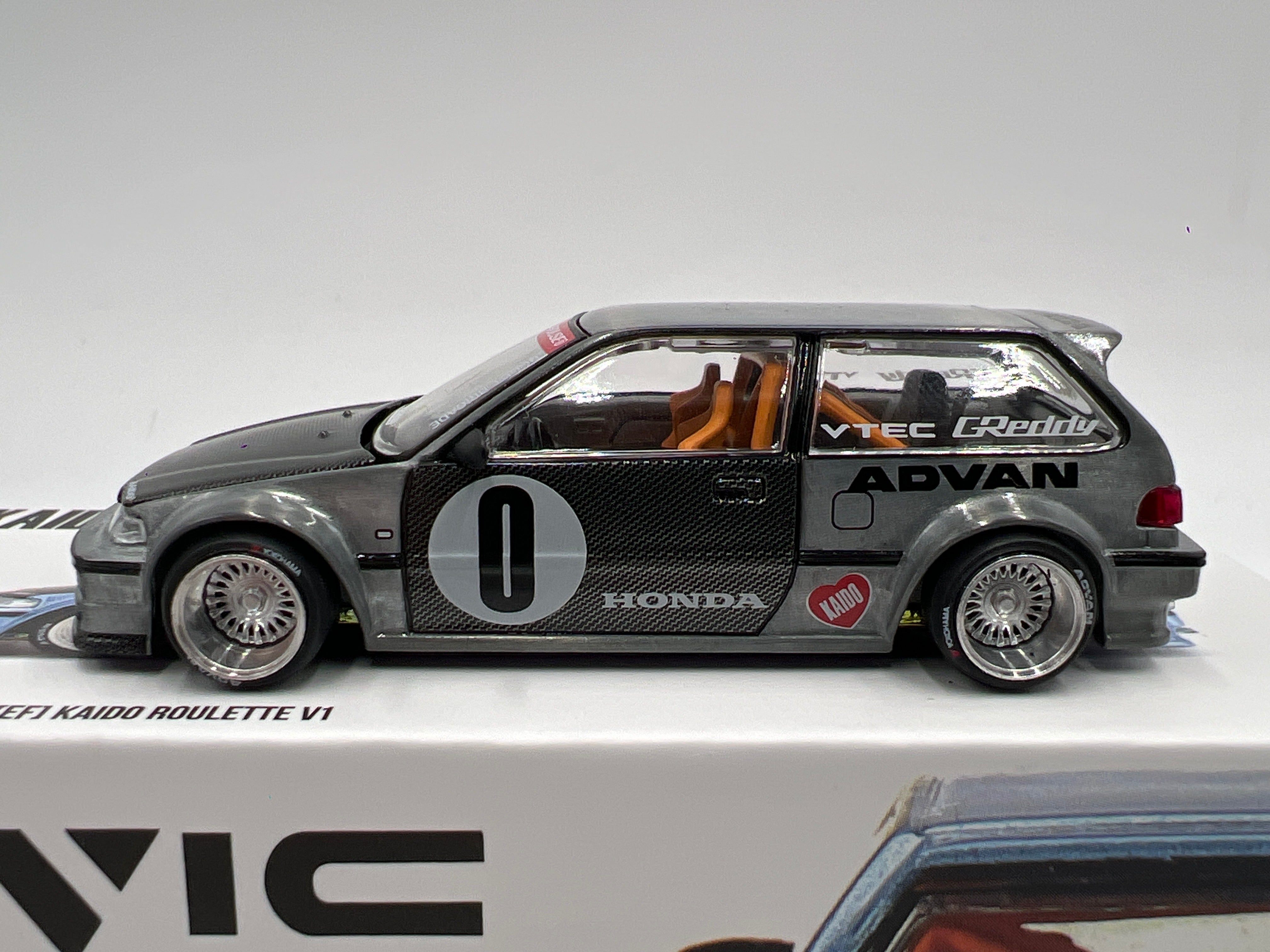 Mini GT Kaido House #179 CHASE Honda Civic EF Kaido Roulette V1