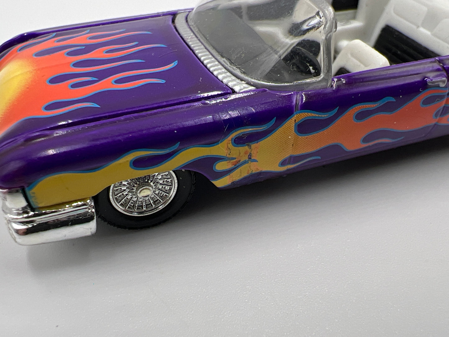 2001 Hot Wheels Collectibles 1/64 Acrylic Hard Rock Cafe 1959 Cadillac Eldorado Purple Loose