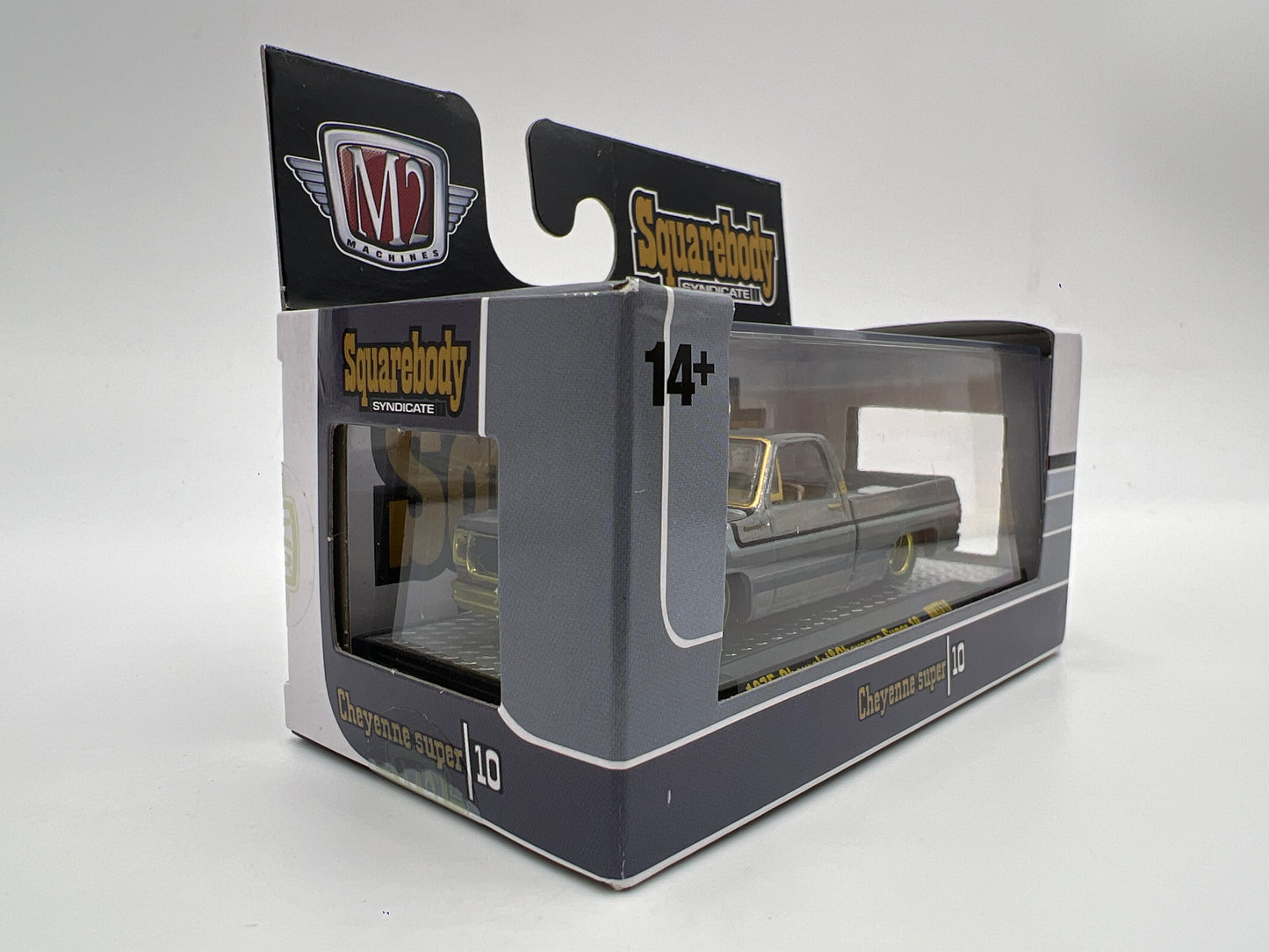 M2 Machines Walmart Squarebody Syndicate RAW CHASE 1/250 1975 Chevrolet Cheyenne Super 10 W/Protector WMTS18