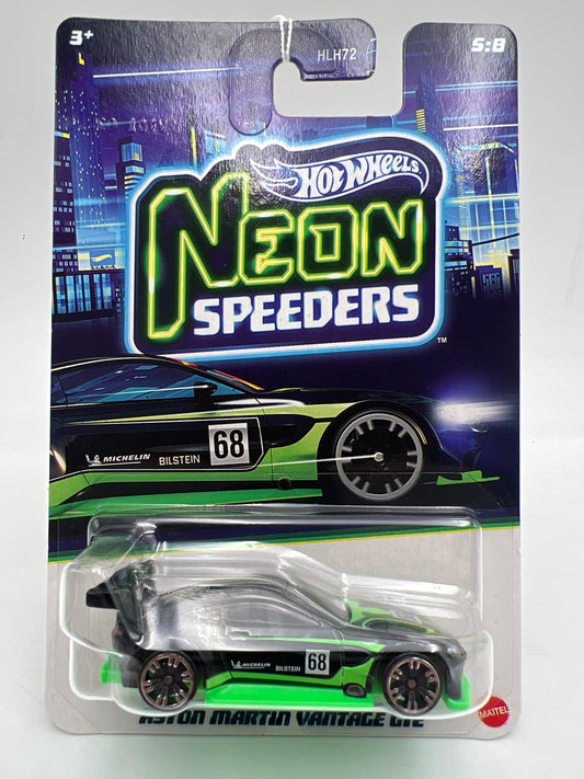 2026 Hot Wheels Neon Speeders #5 Aston Martin Vantage GTE Black/Green 161M