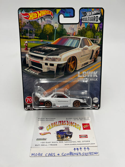 Hot Wheels Boulevard #70 LB-ER34 Super Silhouette Nissan Skyline White W/Protector (1)