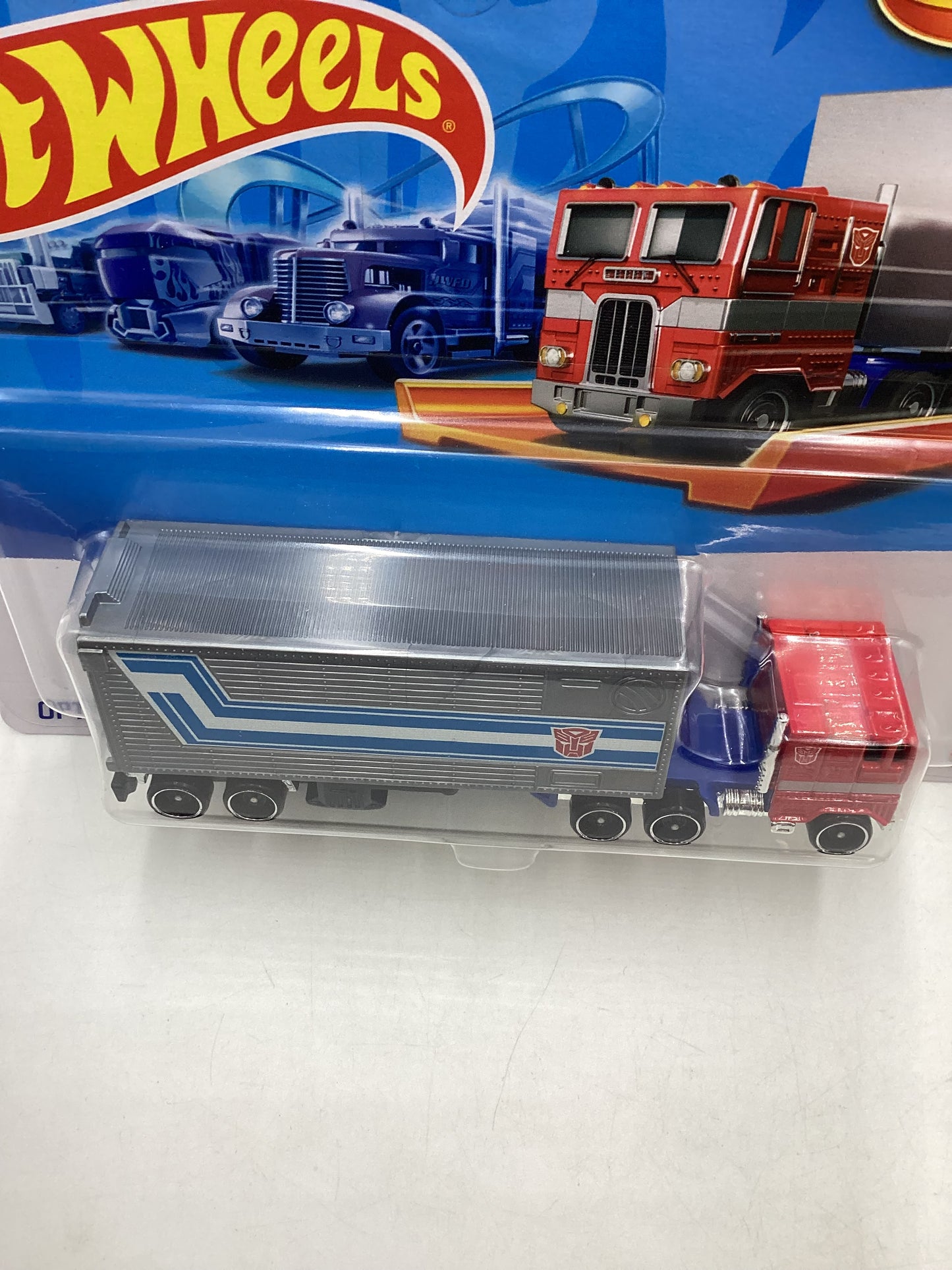 2024 Hot Wheels Track Fleet Optimus Prime see description SR