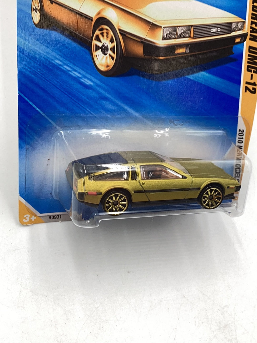 2010 Hot Wheels #15 81 DeLorean DMC-12 gold 60B