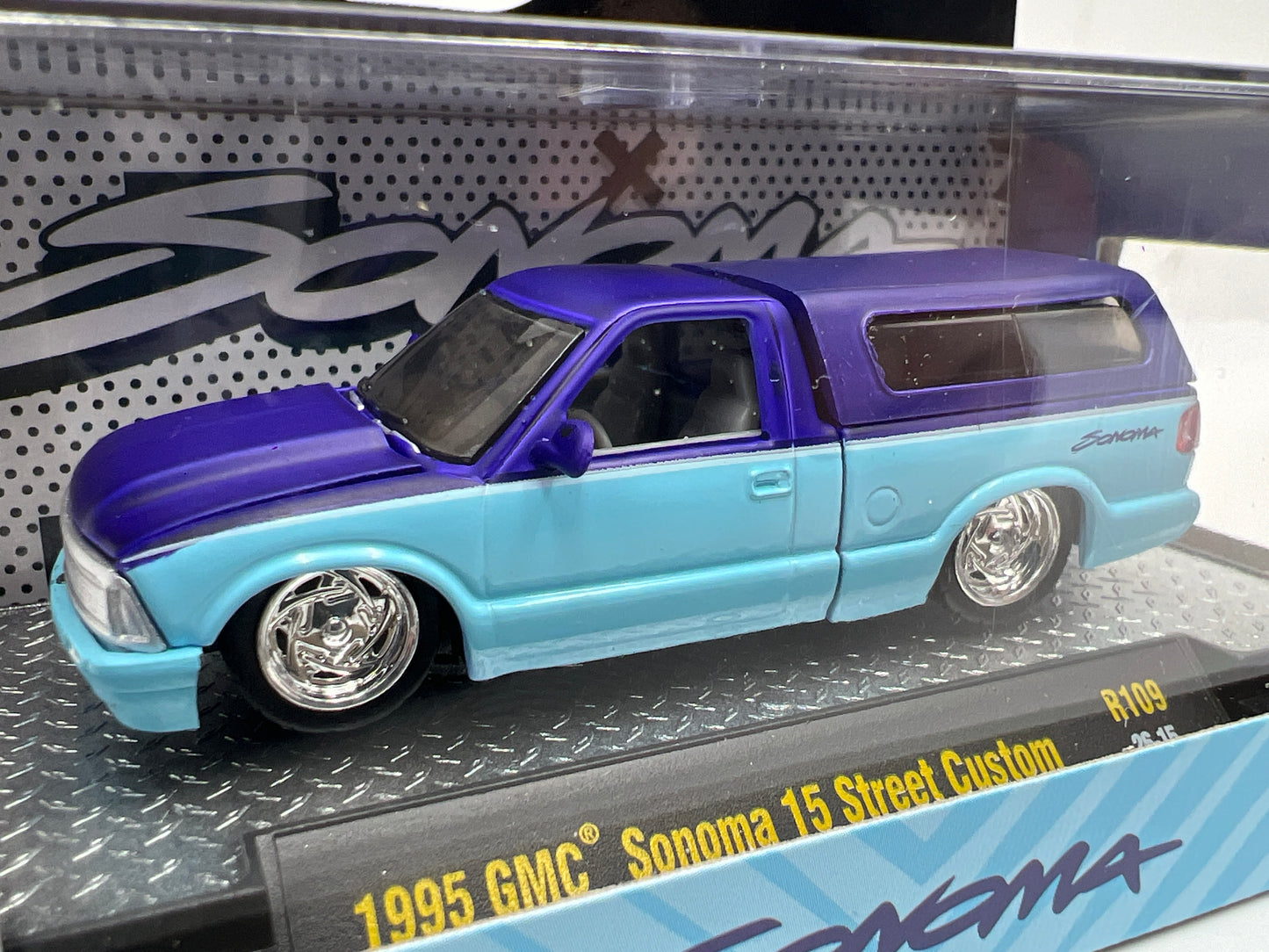 2026 M2 Machines R109 1995 GMC Sonoma 15 Street Custom