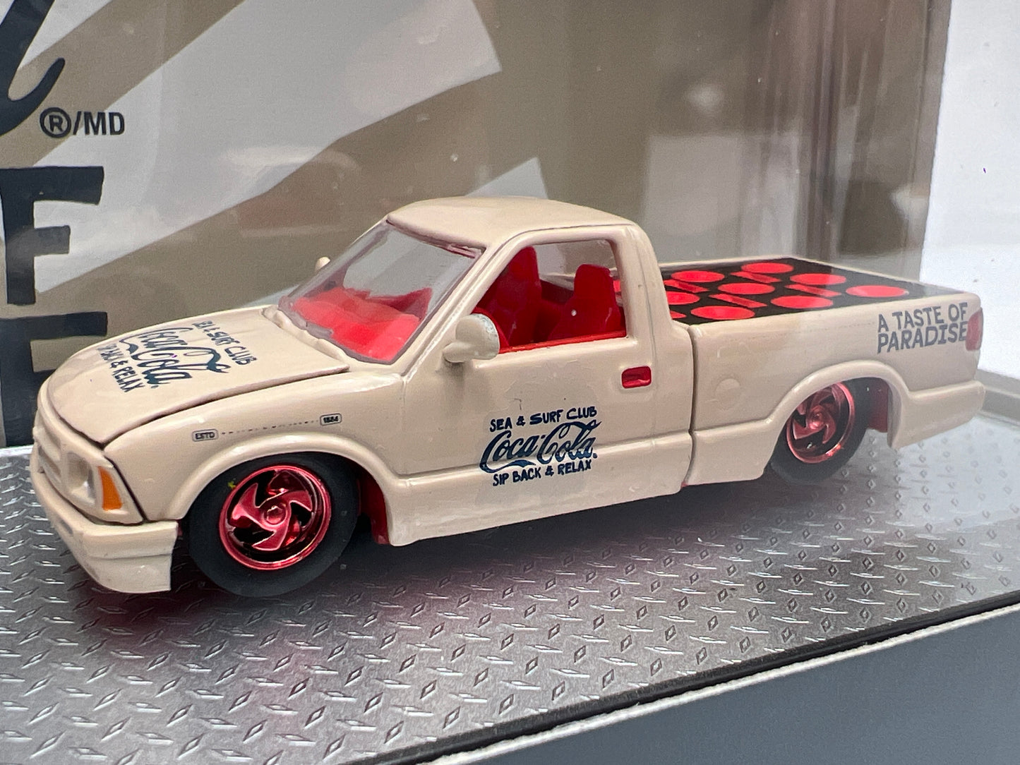 M2 Machines Haulers TW45 CHASE Coca Cola 1973 Cheyenne Super 10 & 1995 Chevrolet S10