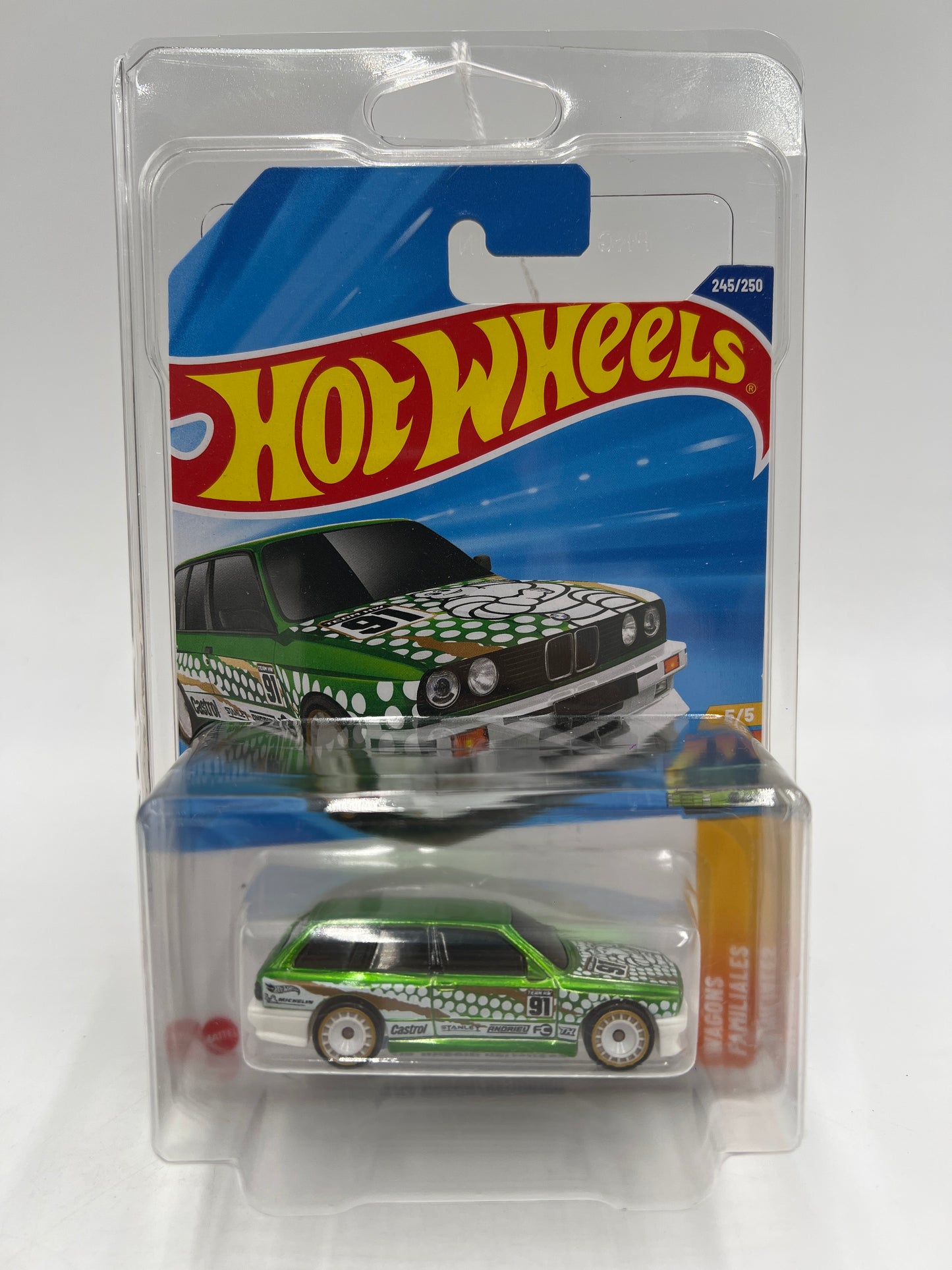 2025 Hot Wheels Super Treasure Hunt #245 BMW M3 Wagon Green W/Protector Intl Card