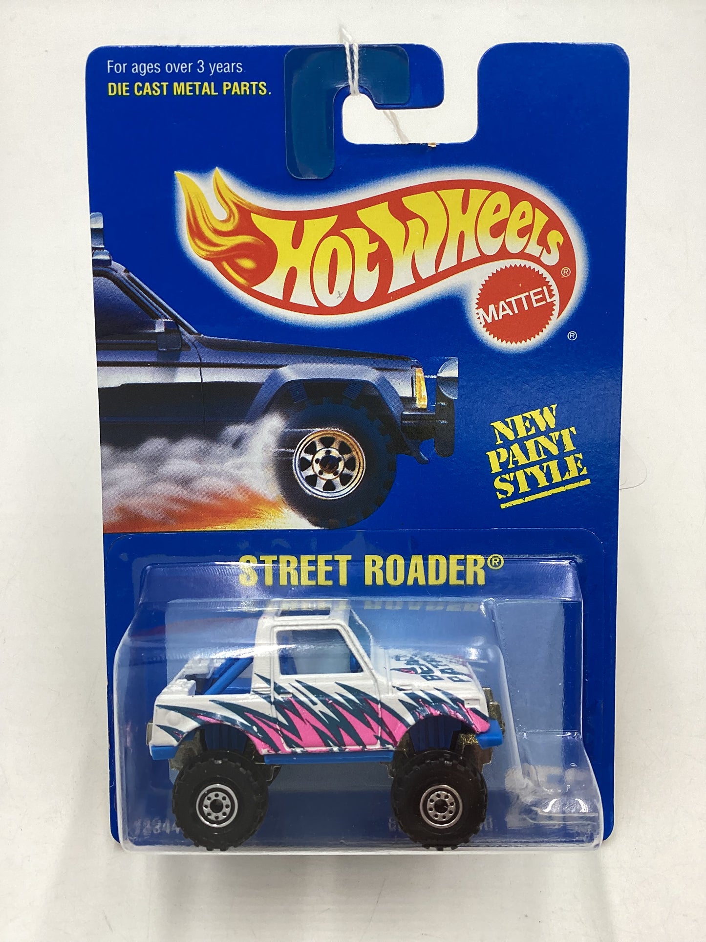 Hot Wheels Blue Card Collector No. 252 Street Roader CT White Wheels 239D