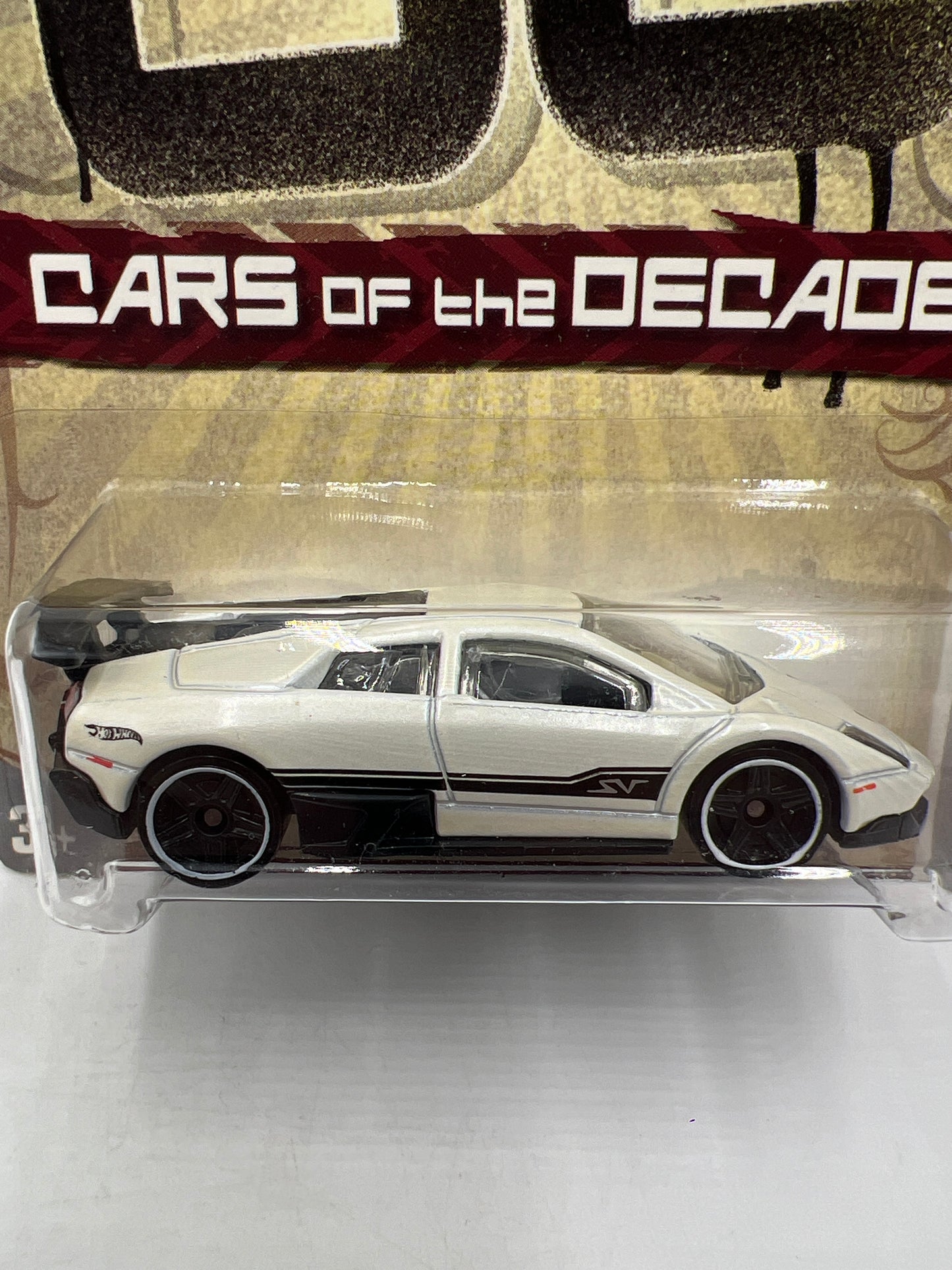Hot Wheels Cars of the Decades The 00s #32 Lamborghini Murcielago LP 670-4 Superveloce White W/Protector