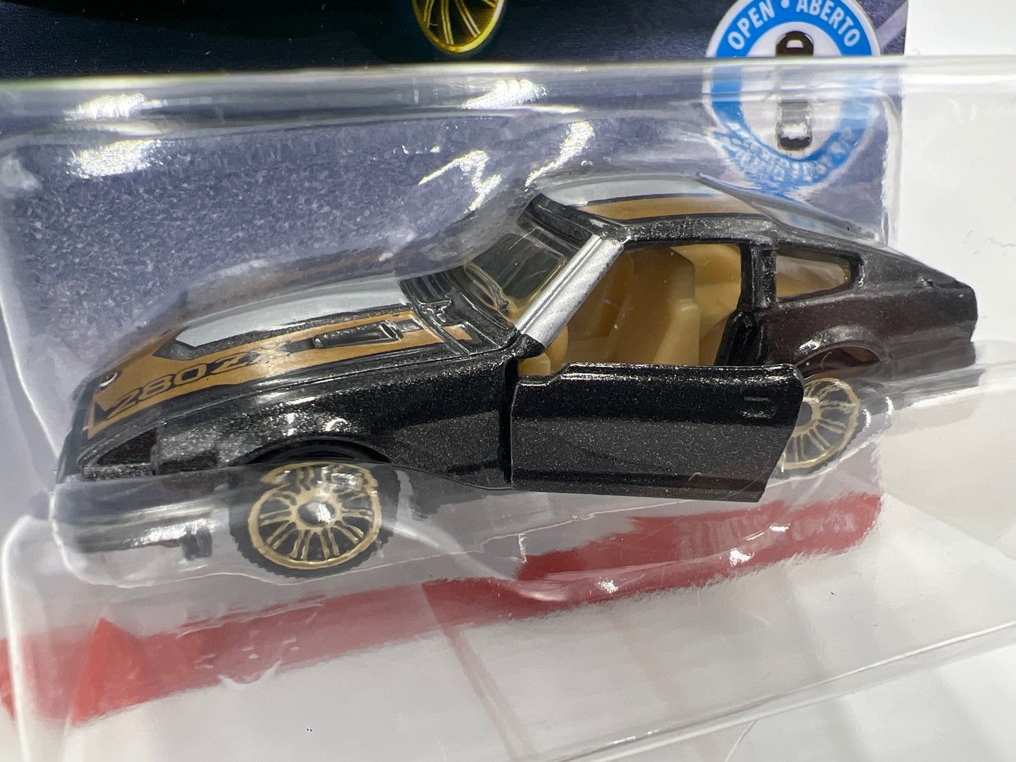 Matchbox Moving Parts MBX Road Trip 82 Datsun 280 ZX Black 166D