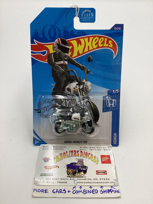 2020 Hot Wheels #10 Honda Monkey Z50 White 80D