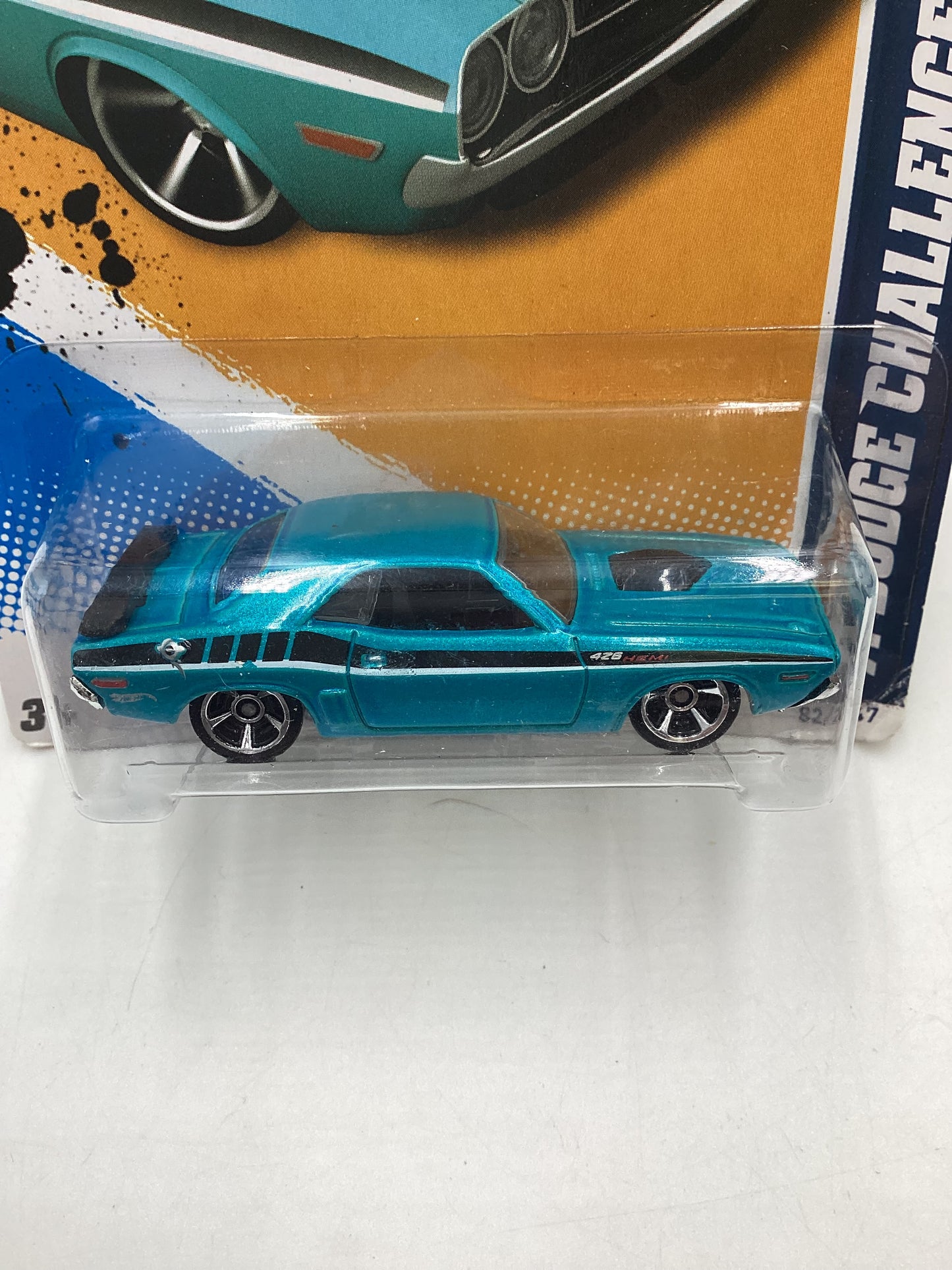 2012 Hot wheels Muscle Mania Mopar #82 71 Dodge Challenger Teal card not perfect 46F