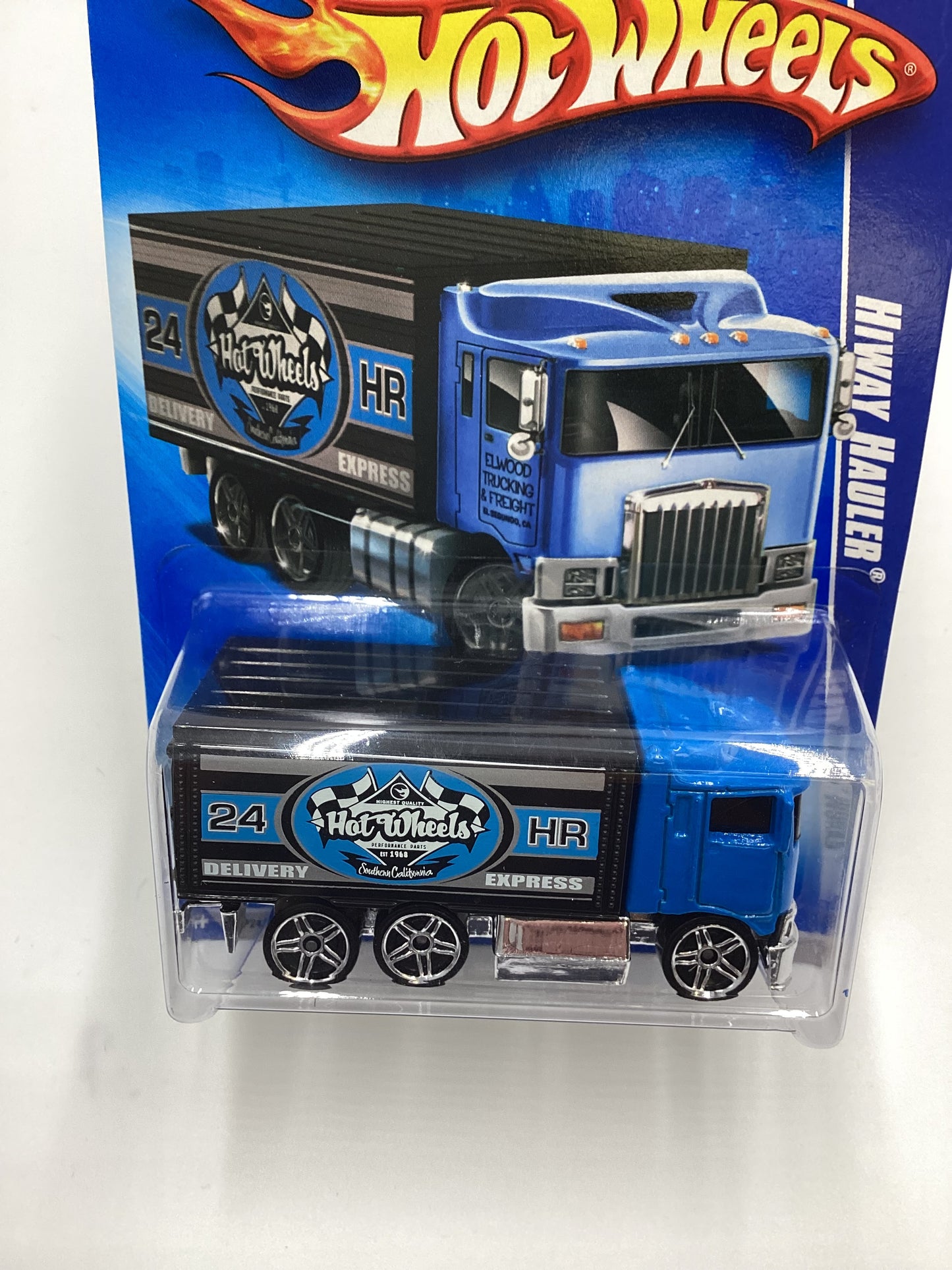 2009 Hot wheels #114 Hiway Hauler Blue 116D