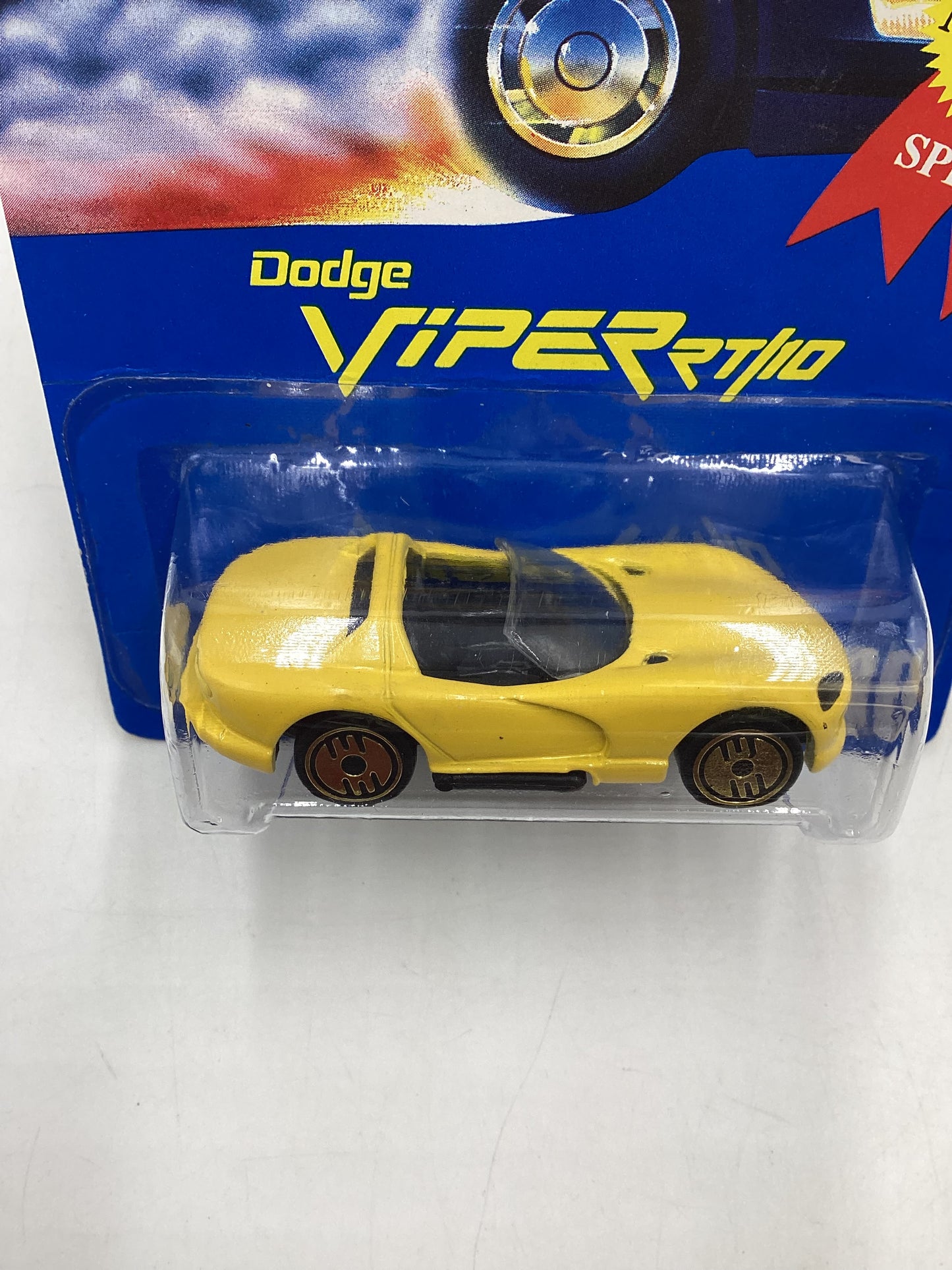 Hot Wheels Blue Card Collector No. 210 Dodge Viper R/T 10 Yellow UH Gold Wheels 240D