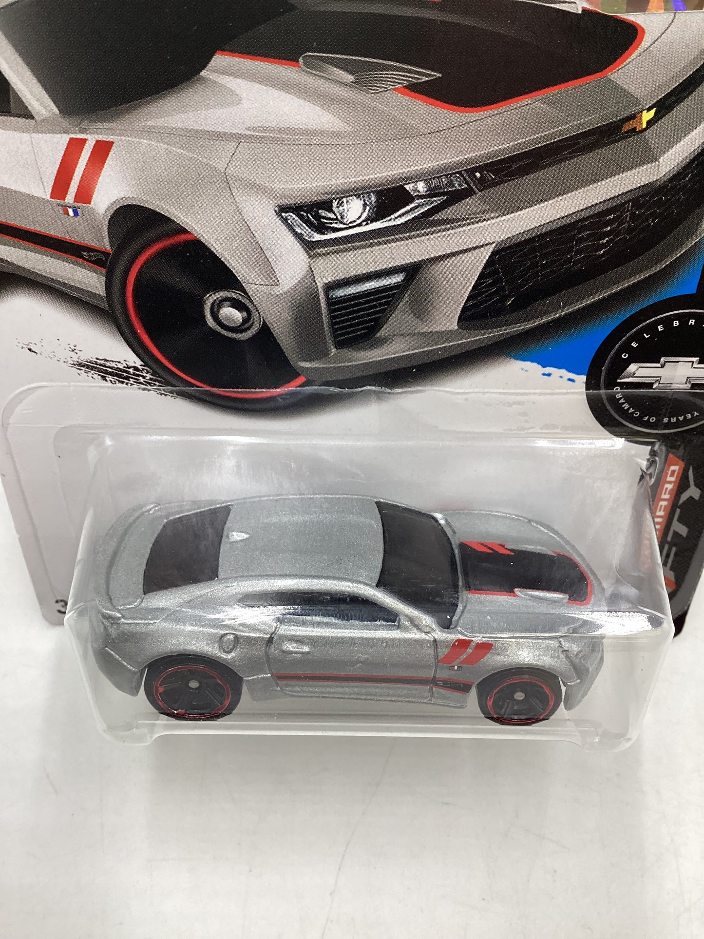 2017 Hot wheels #155 Factory Sealed Silver 16 Camaro SS 4B