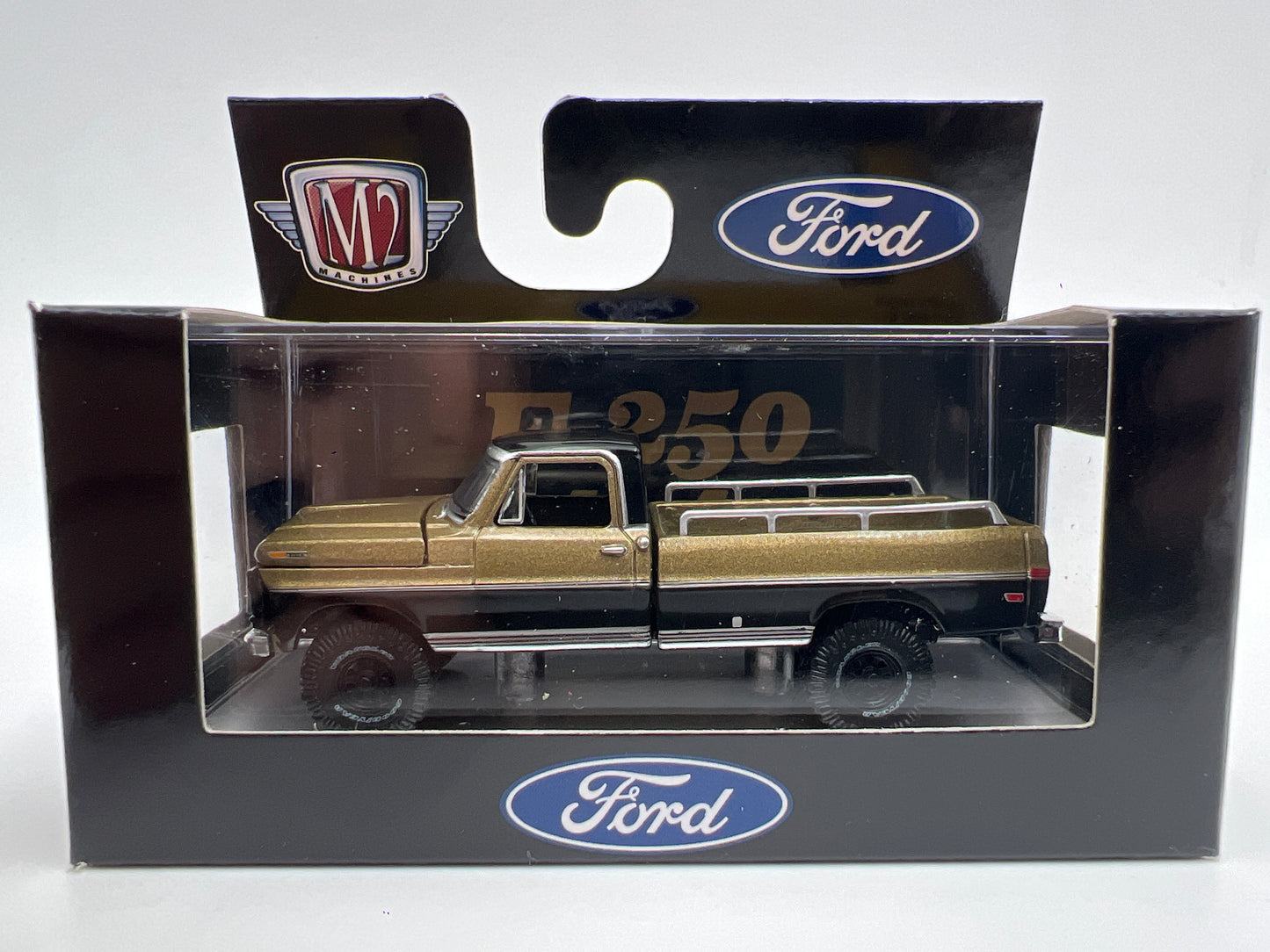 2026 M2 Machines R109 1972 Ford F-250 Custom 4x4