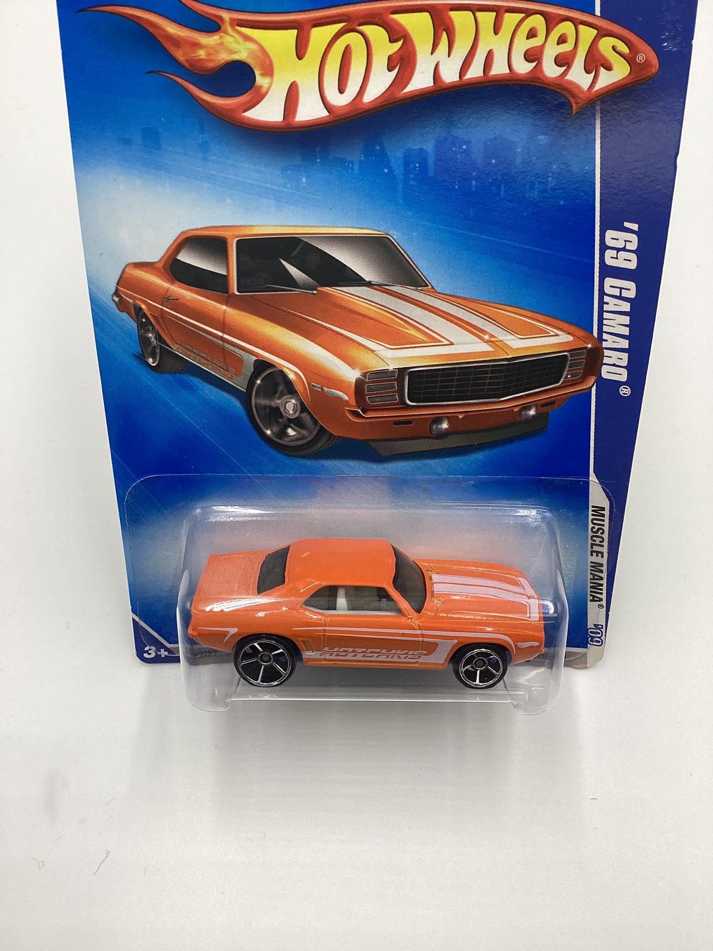 2009 Hot wheels #077 69 Camaro Orange Hotchkiss 2C